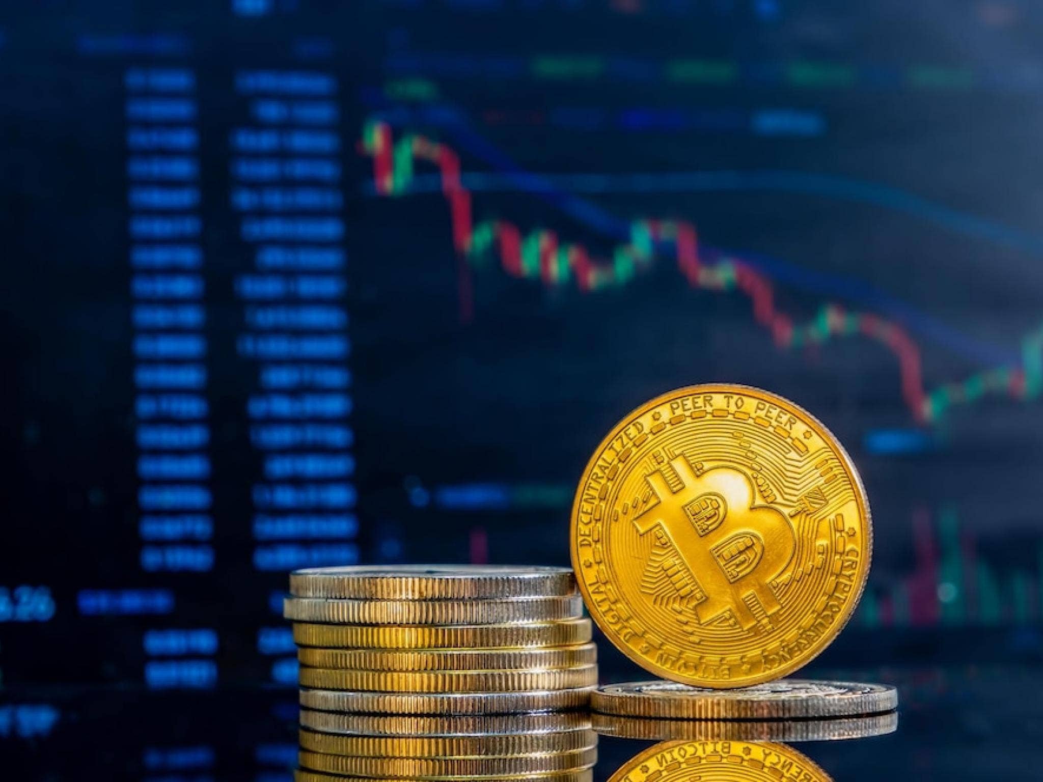 Bitcoin, Ethereum Remain Stable; Here Are The Top Crypto Movers For Friday
