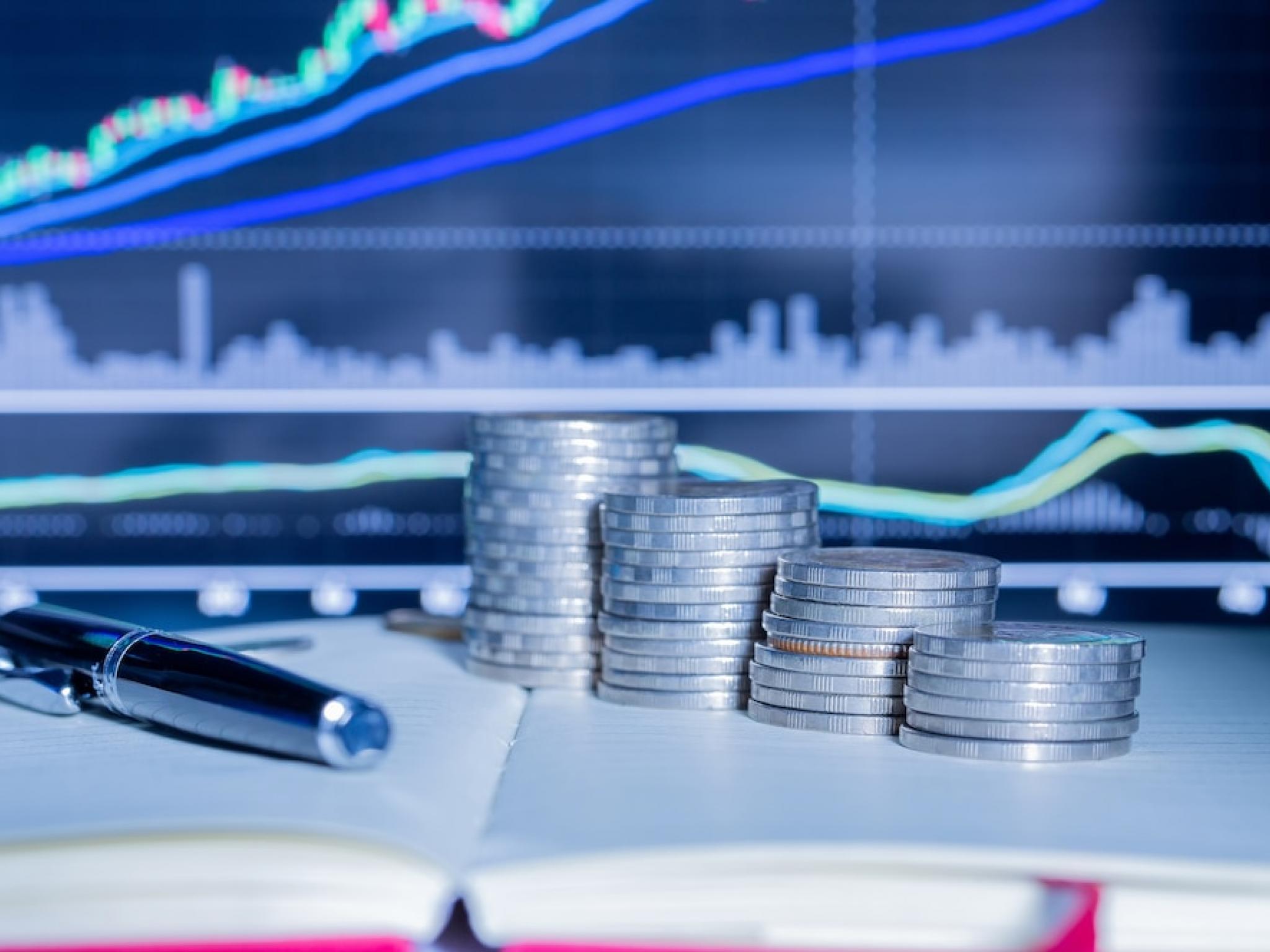 top-5-real-estate-stocks-that-may-fall-off-a-cliff