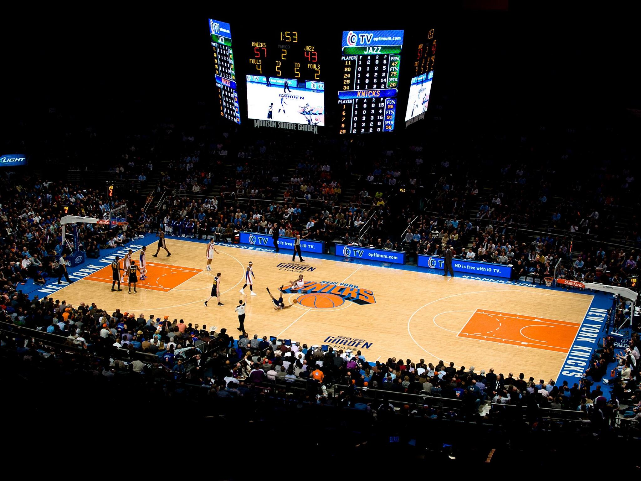  fewer-knicks-and-rangers-games---madison-square-garden-sports-revenue-and-bottomline-hit-in-q4 