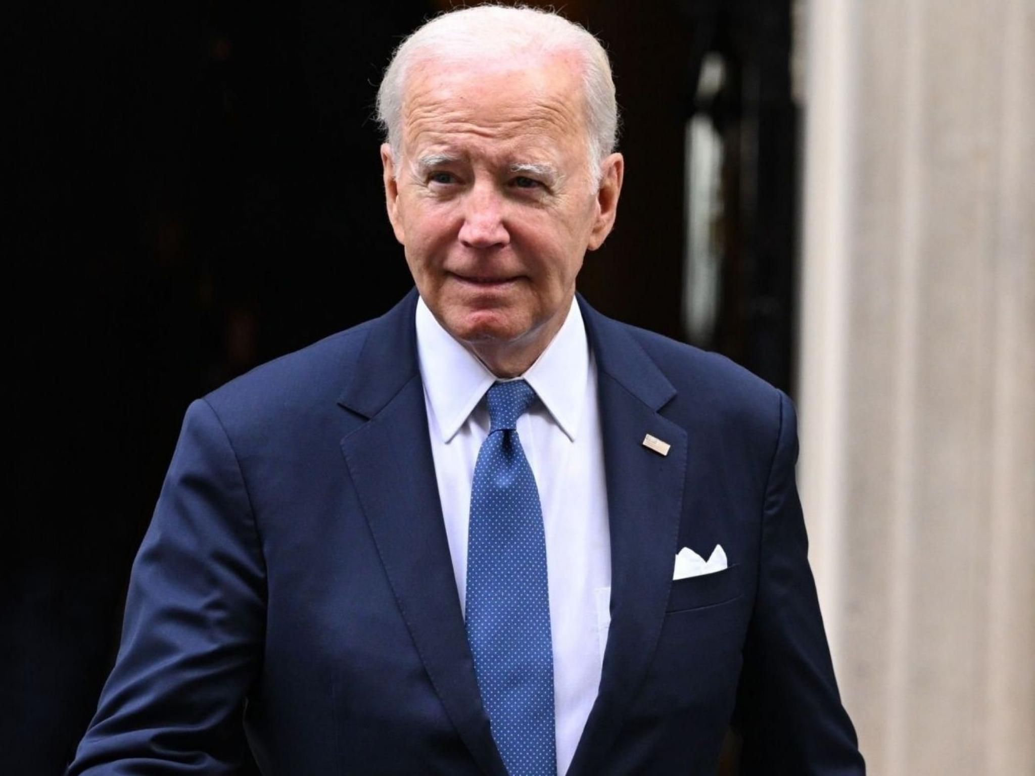  bill-ackman-doesnt-see-an-ideal-president-for-2024-yet-biden-should-step-aside-for-alternative-candidates 