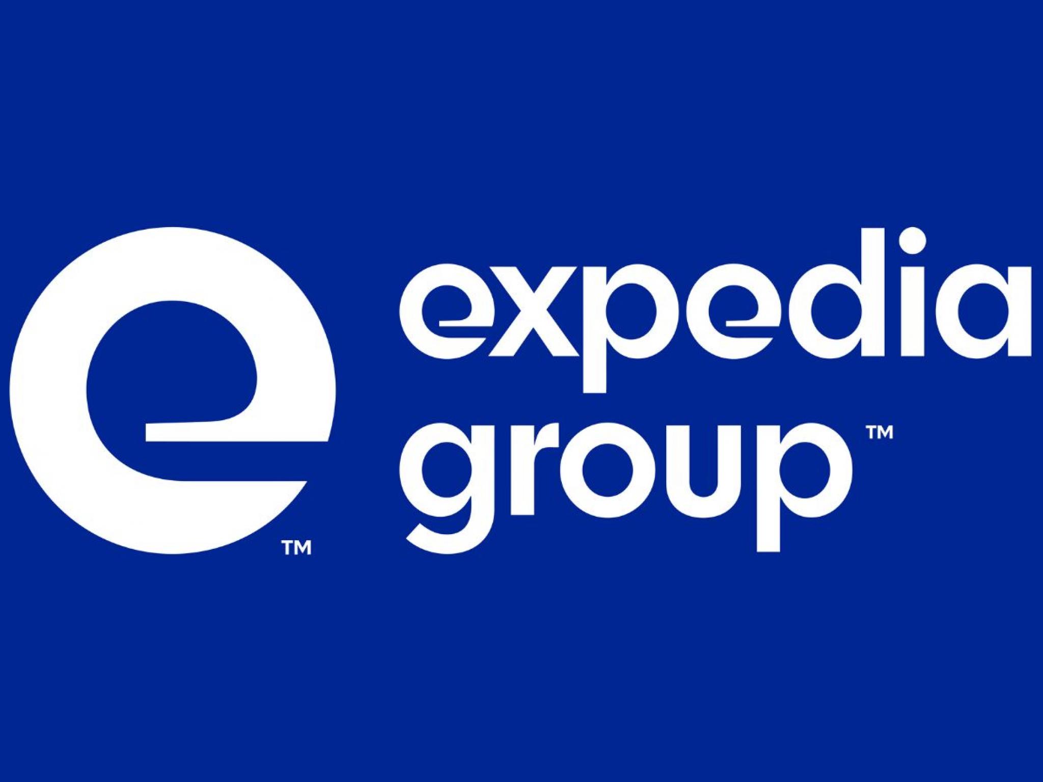  expedia-group-gartner-cloudflare-cardinal-health-and-other-big-stocks-moving-higher-on-friday 