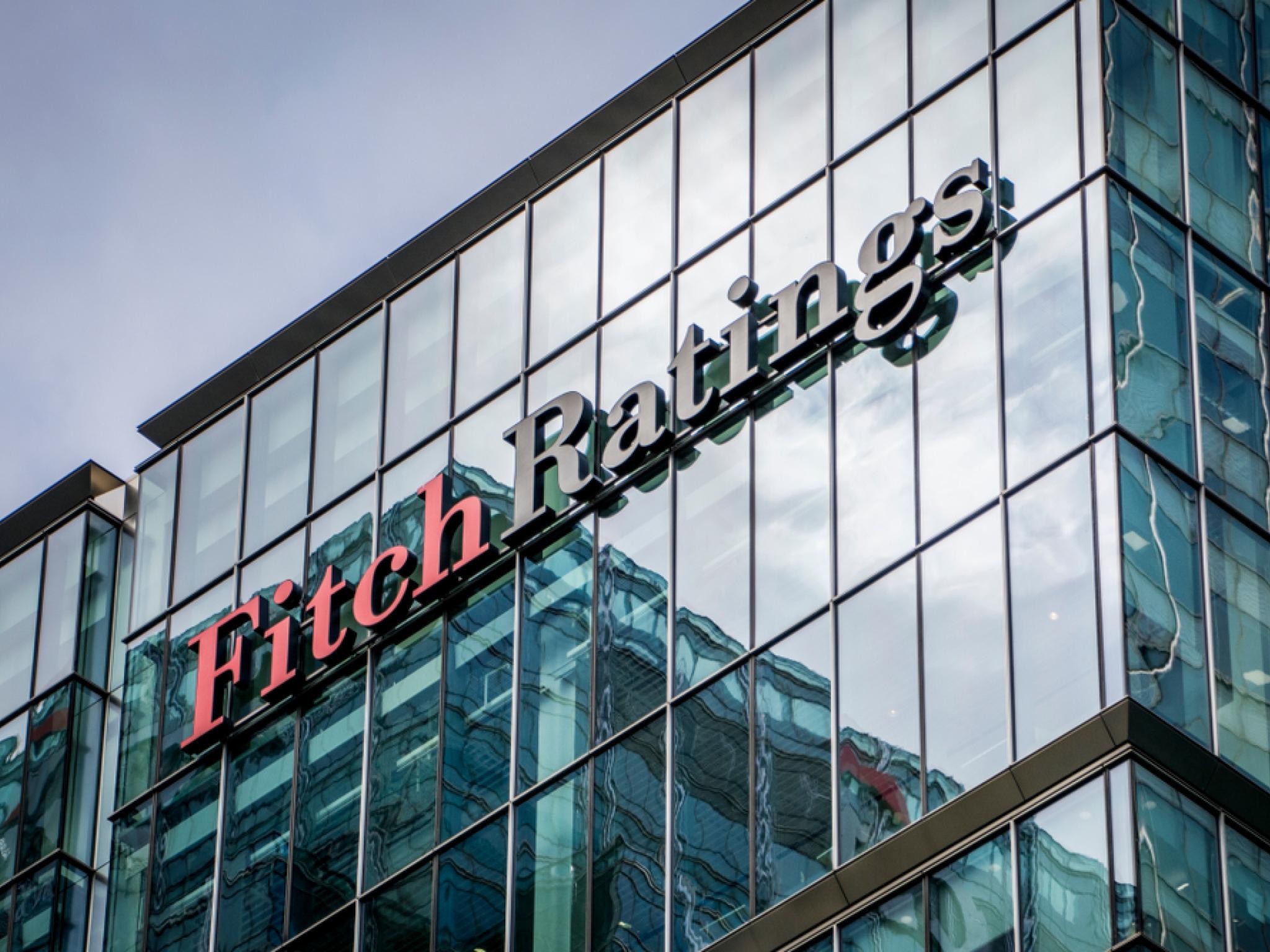  fitch-flags-major-credit-risks-amid-sticky-inflation-and-high-interest-rates-bond-market-turmoil-persists 