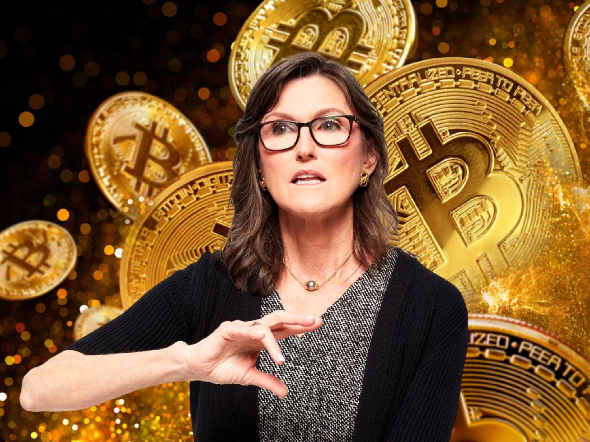 cathie-woods-ark-invest-boosts-portfolio-with-1-of-its-own-bitcoin-spot-etf 