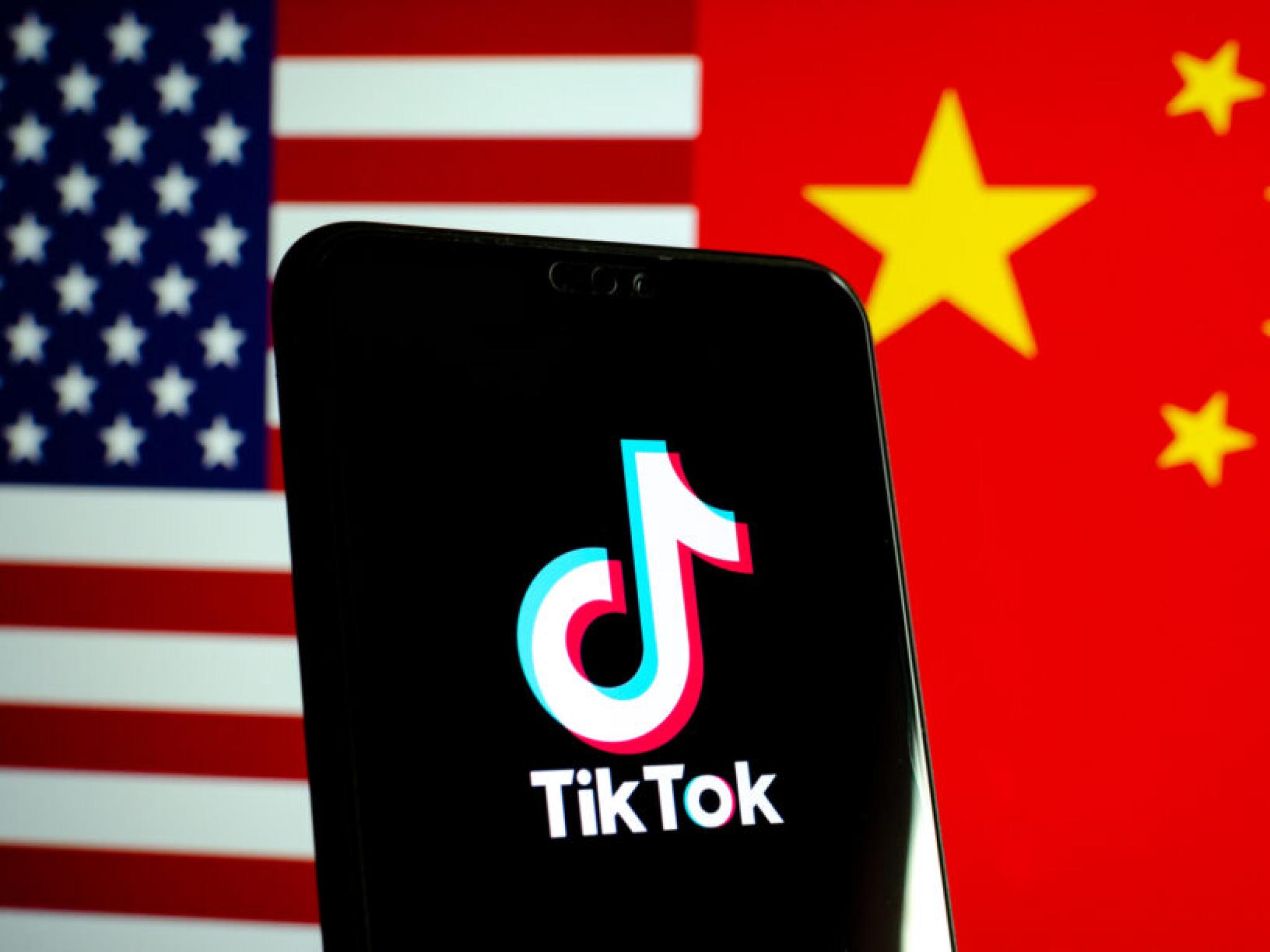  gop-senator-who-owns-meta-stock-denies-conflict-of-interest-ahead-of-tiktok-ban-vote-i-am-not-fighting-against-a-company 