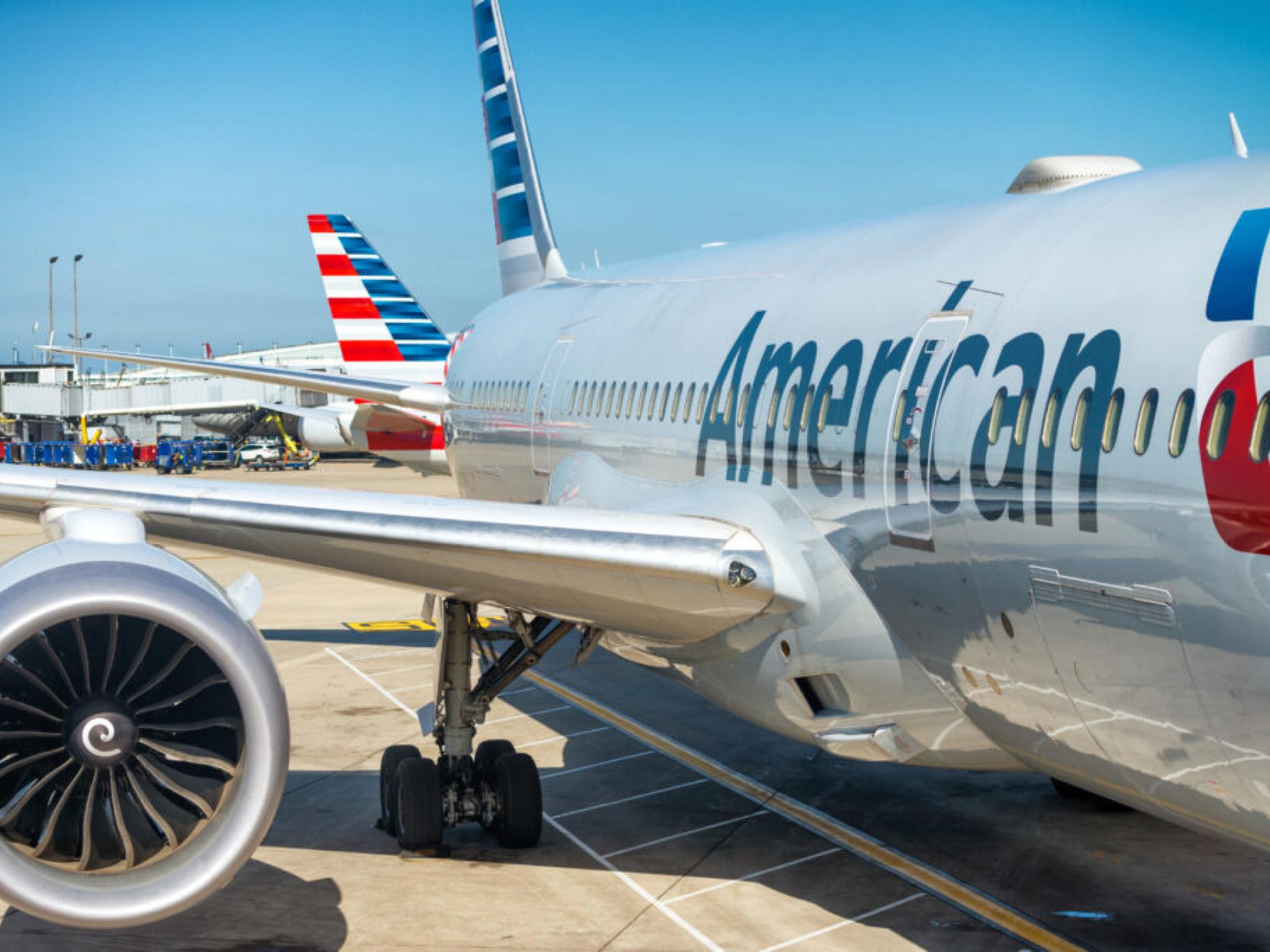  why-is-american-airlines-stock-seeing-blue-skies-today 
