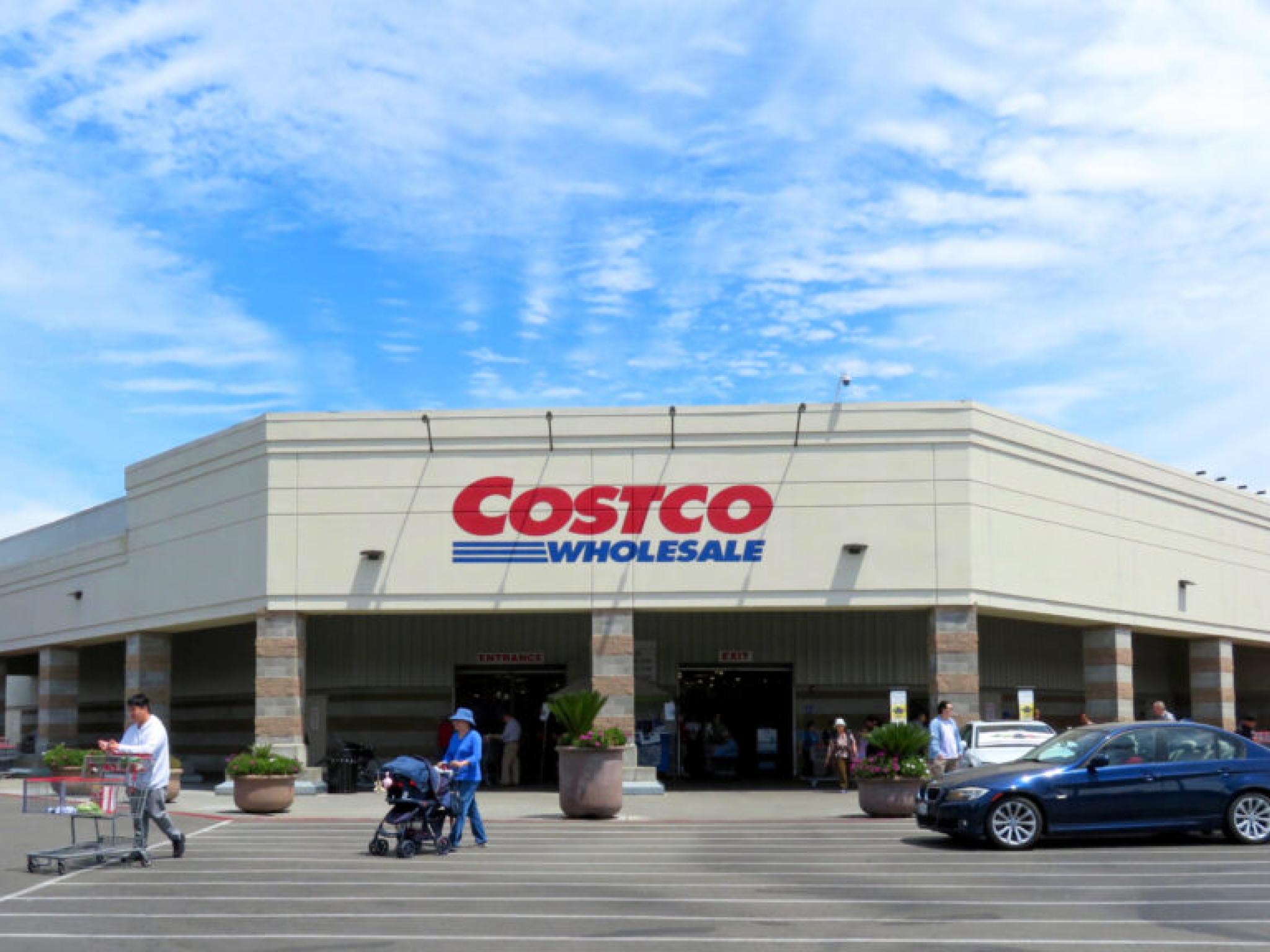  you-can-get-costco-discounts-up-to-2000-for-these-evs-taking-on-tesla 