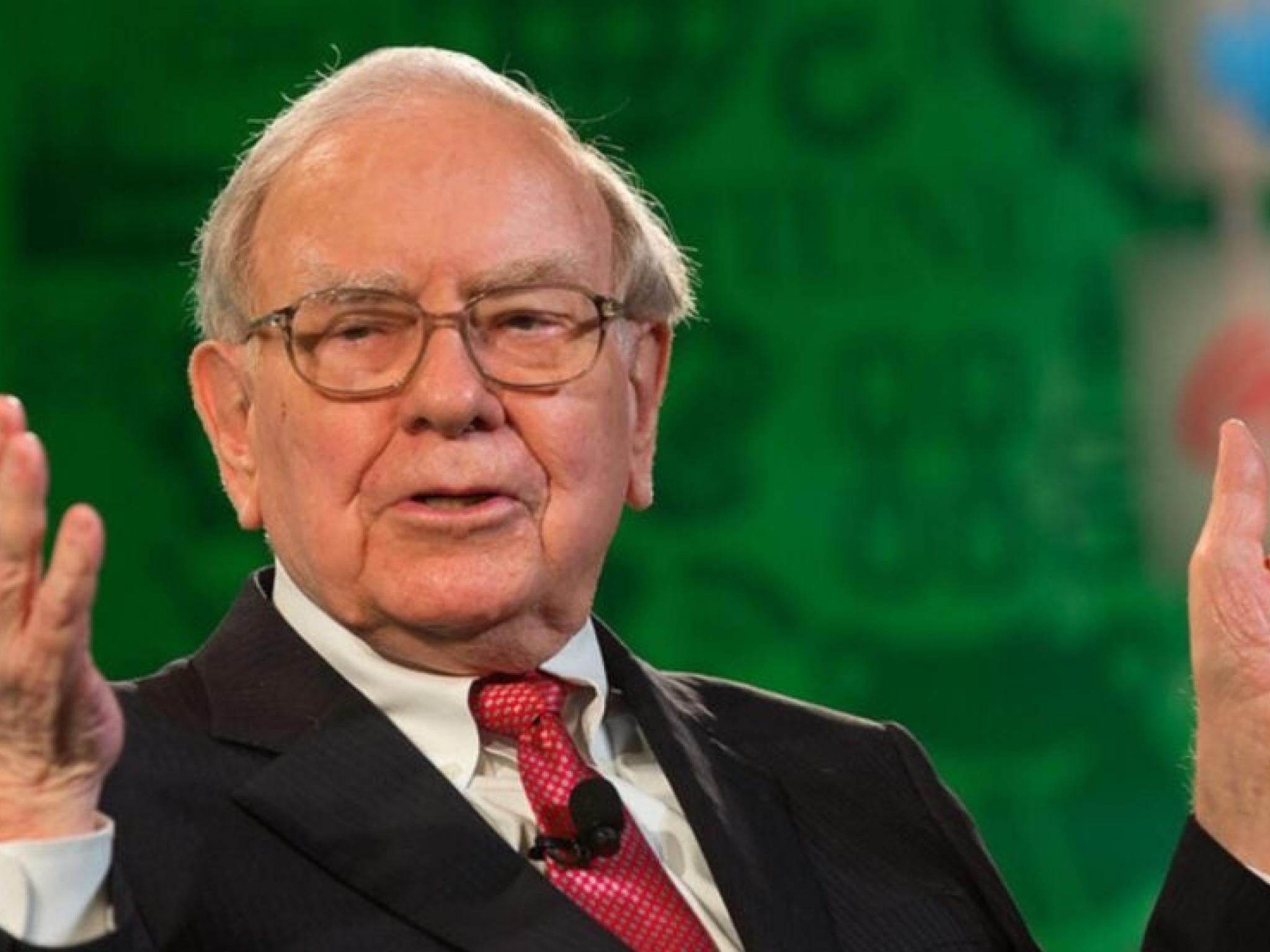  wanna-save-real-money-buffett-has-2-pieces-of-advice-for-cash-strapped-consumers 