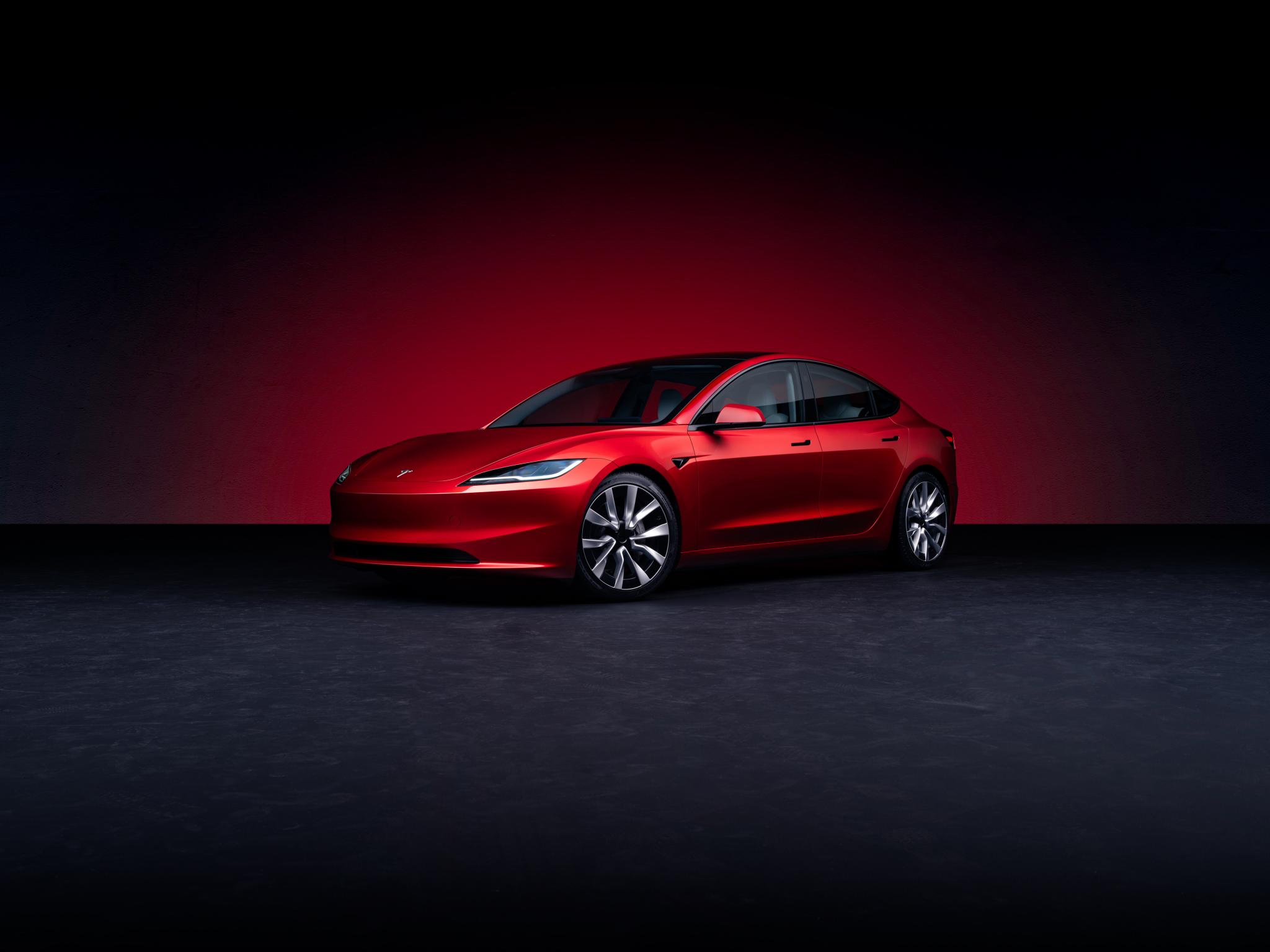 updated-tesla-model-3-as-go-to-ev-in-new-review 