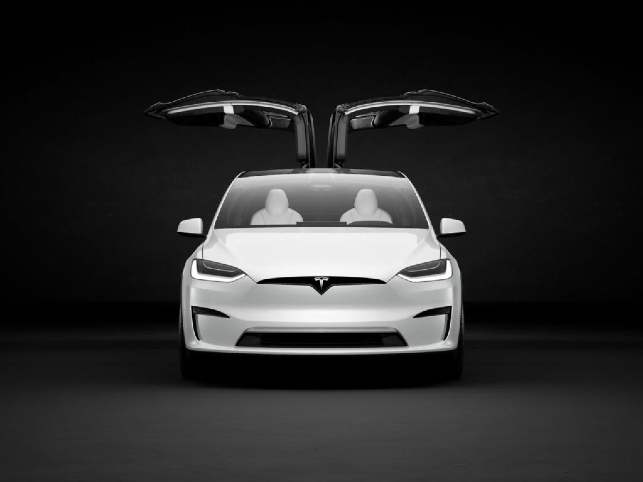  tesla-seat-belt-scare-over-nhtsa-closes-year-long-model-x-probe-after-recall-of-nearly-16k-evs 