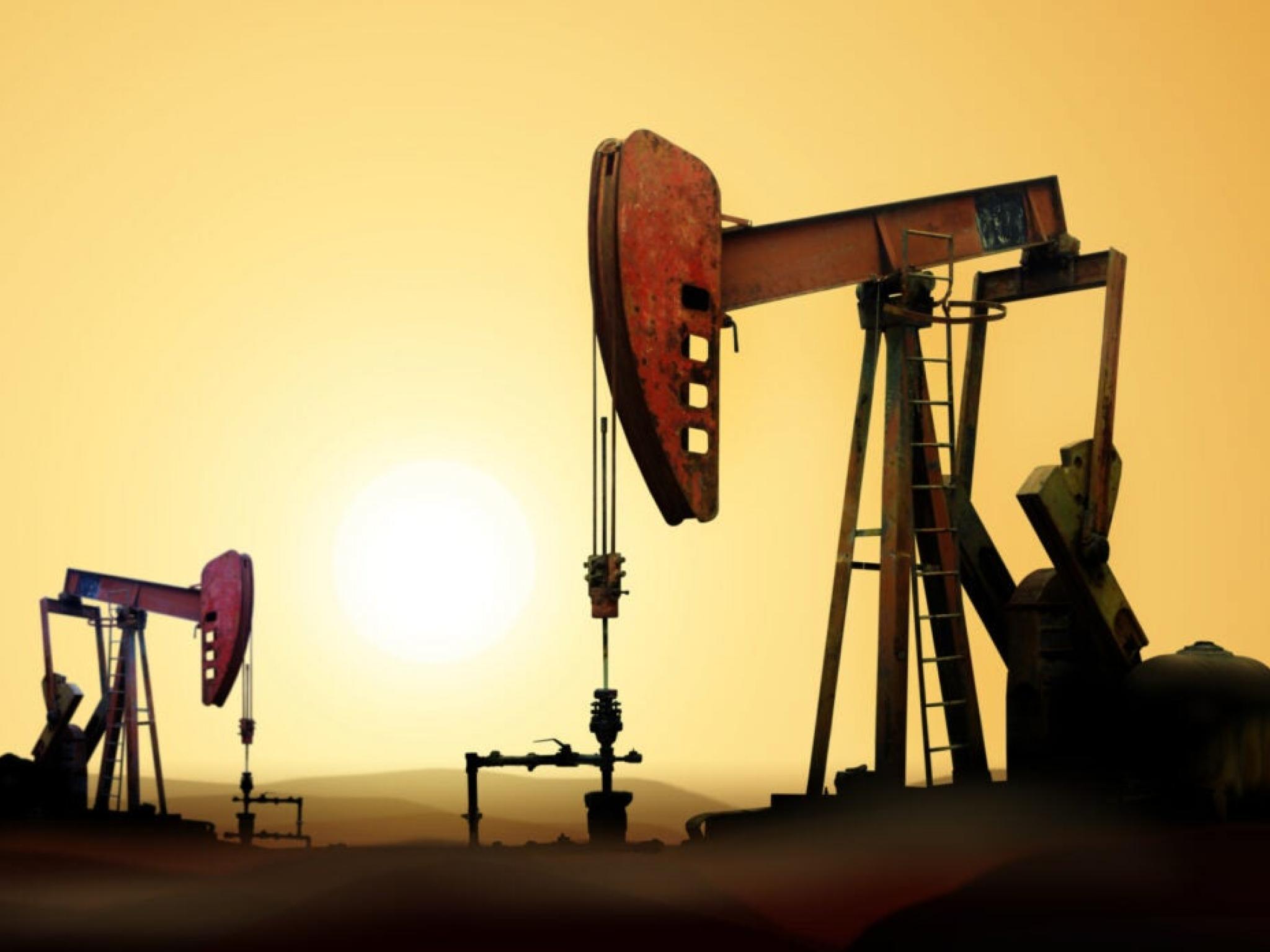  crude-oil-rises-1-verastem-shares-slide 