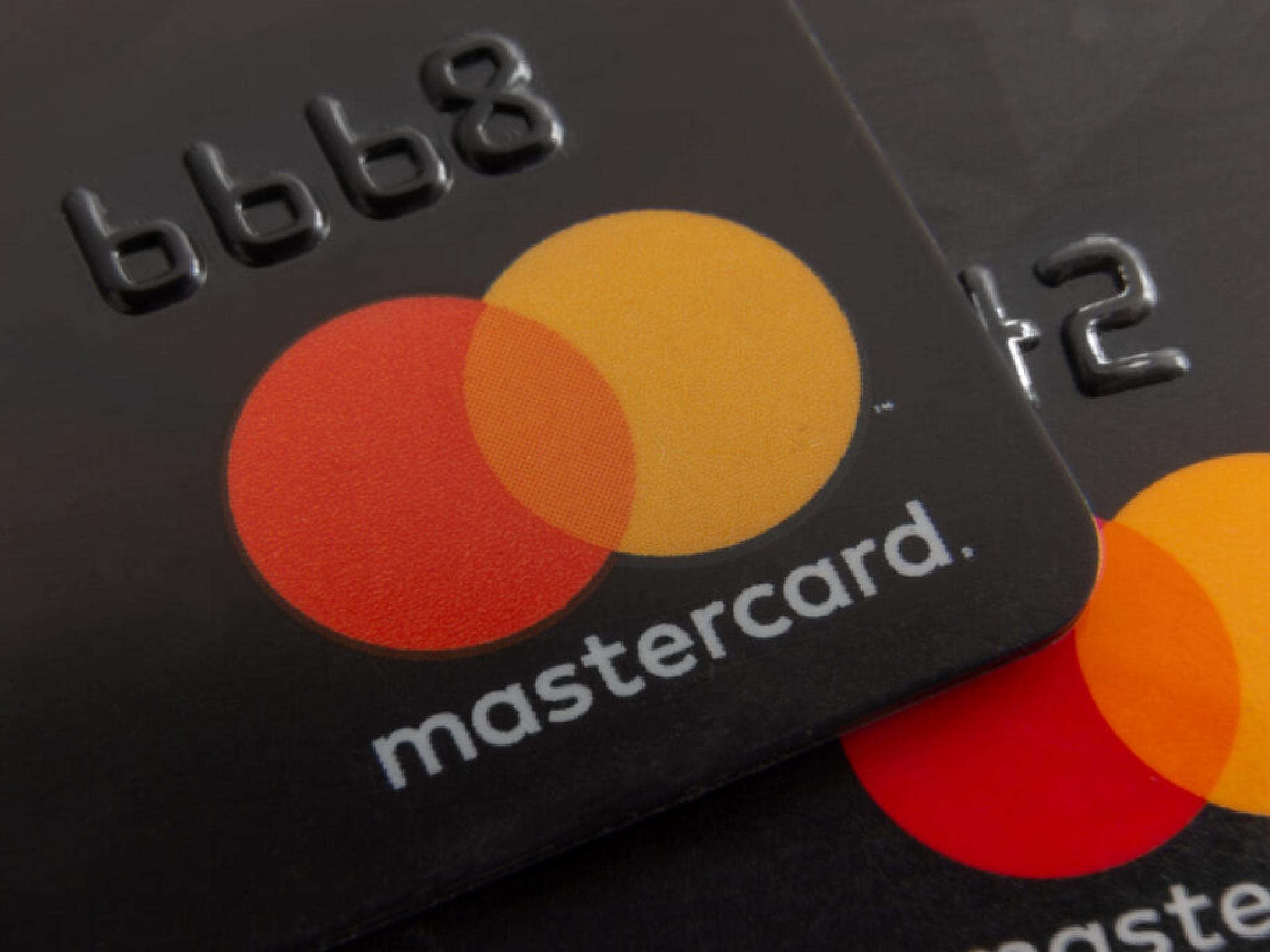  mastercard-looks-to-fight-cyber-threats-whats-going-on-with-credit-card-companys-shares-thursday 