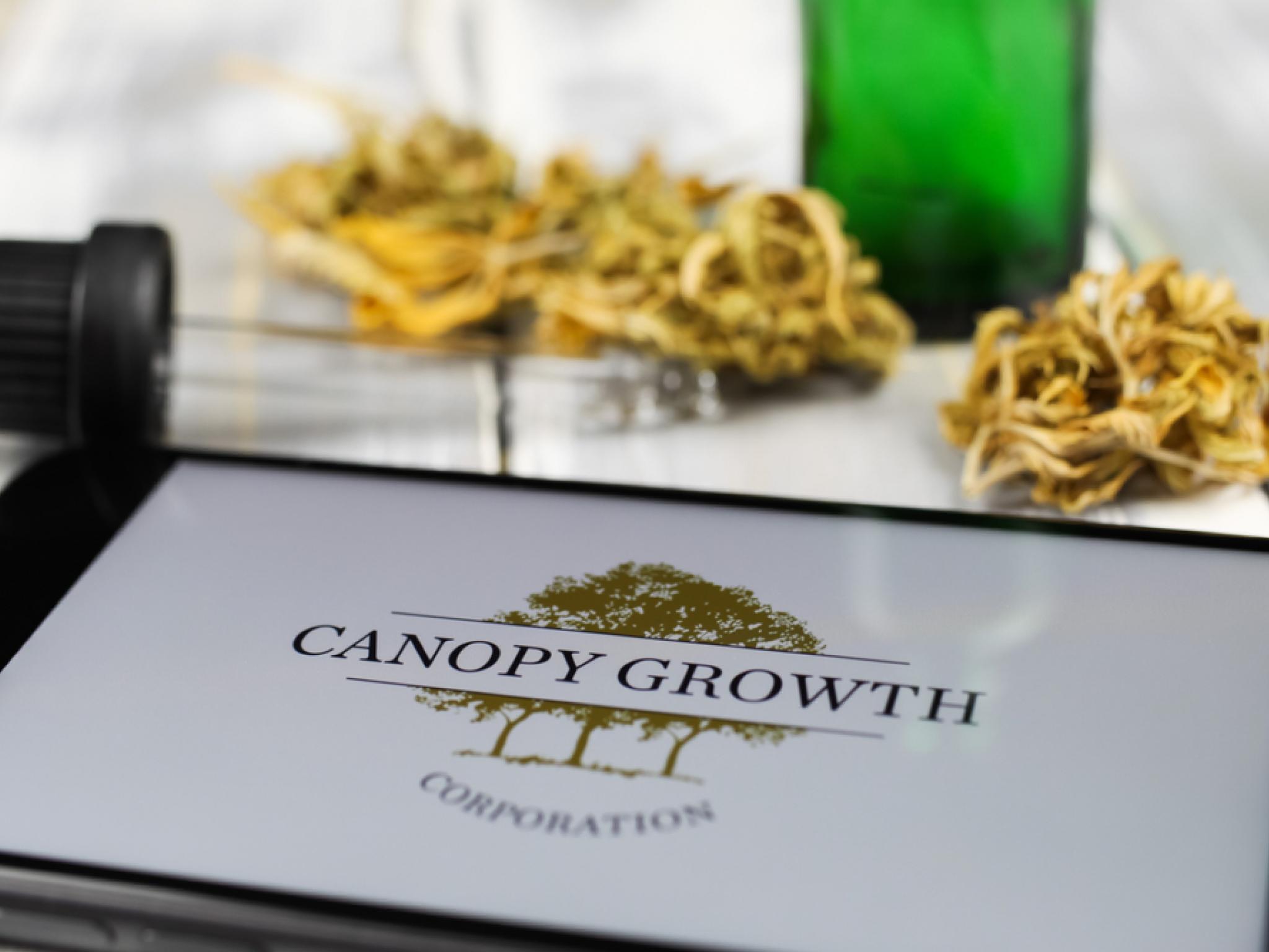  canopy-growth-stock-is-falling-thursday-whats-going-on 