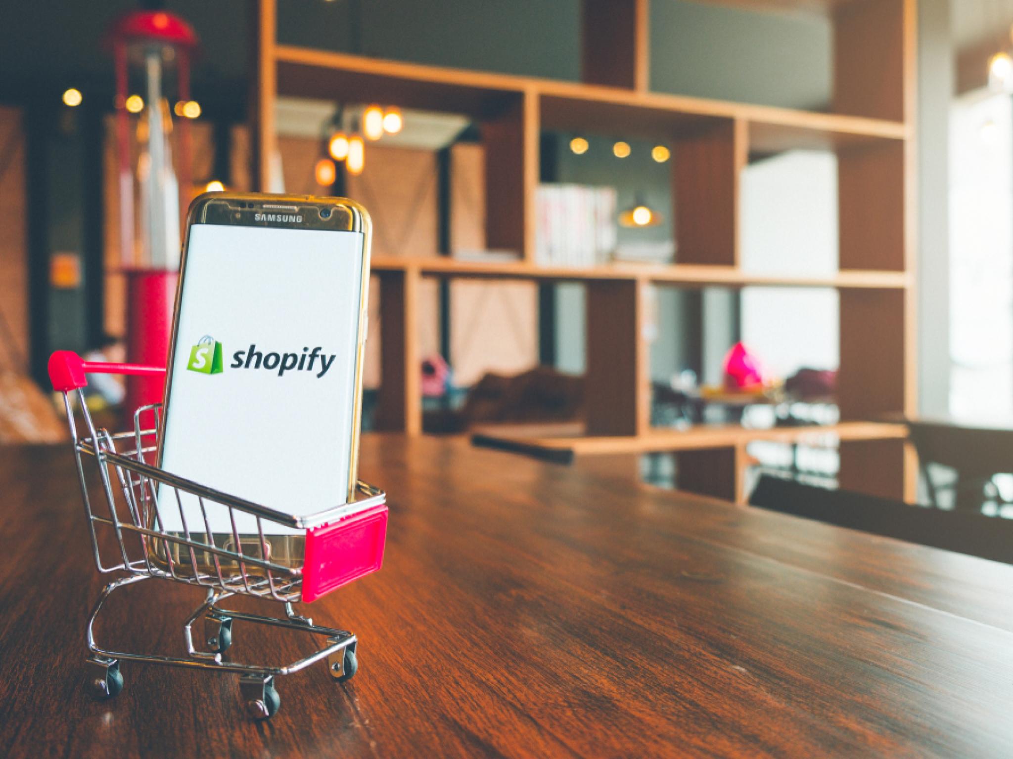  whats-going-on-with-shopify-stock-tuesday 