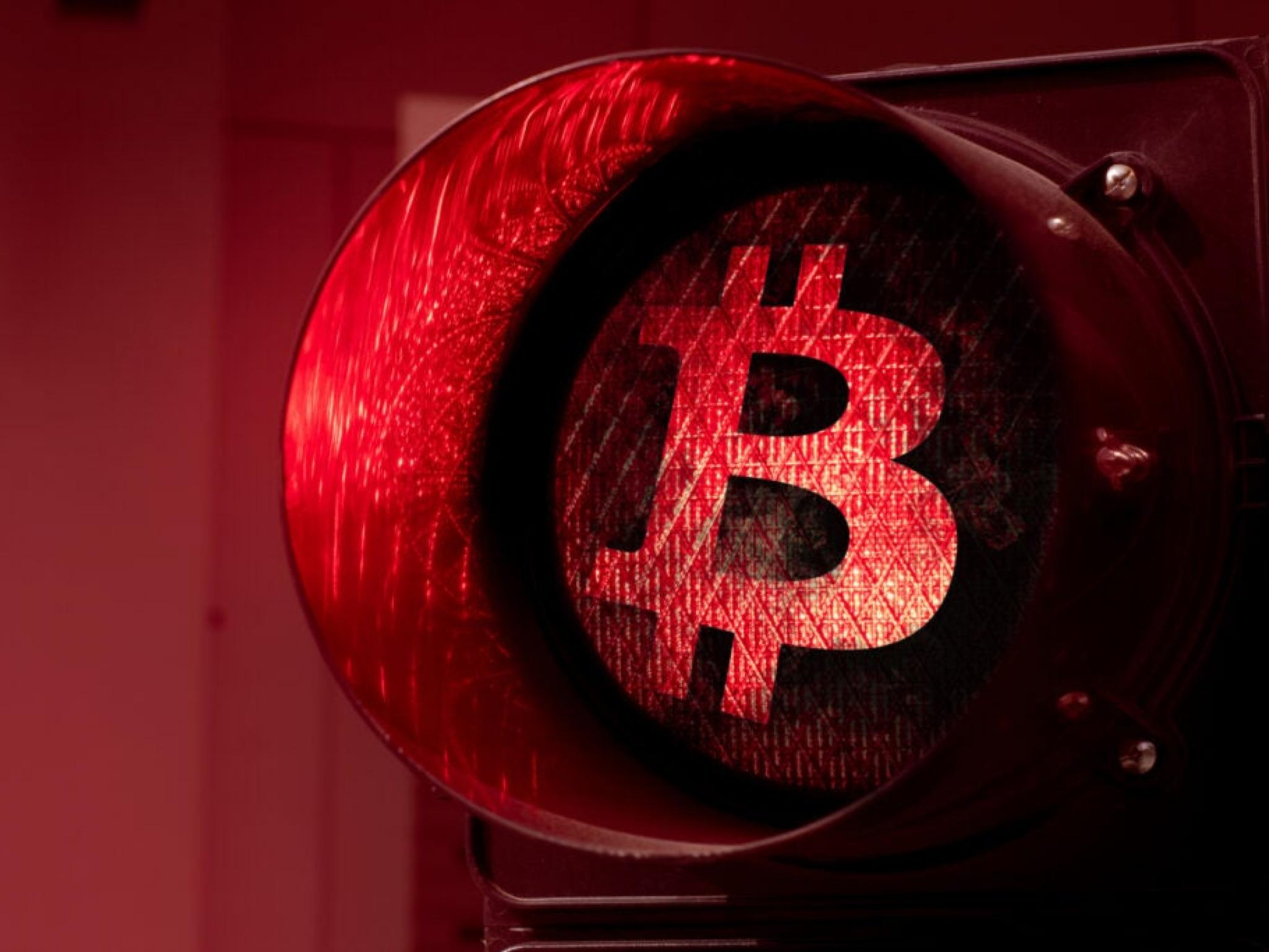  whats-going-on-with-microstrategy-stock-as-bitcoin-falls 