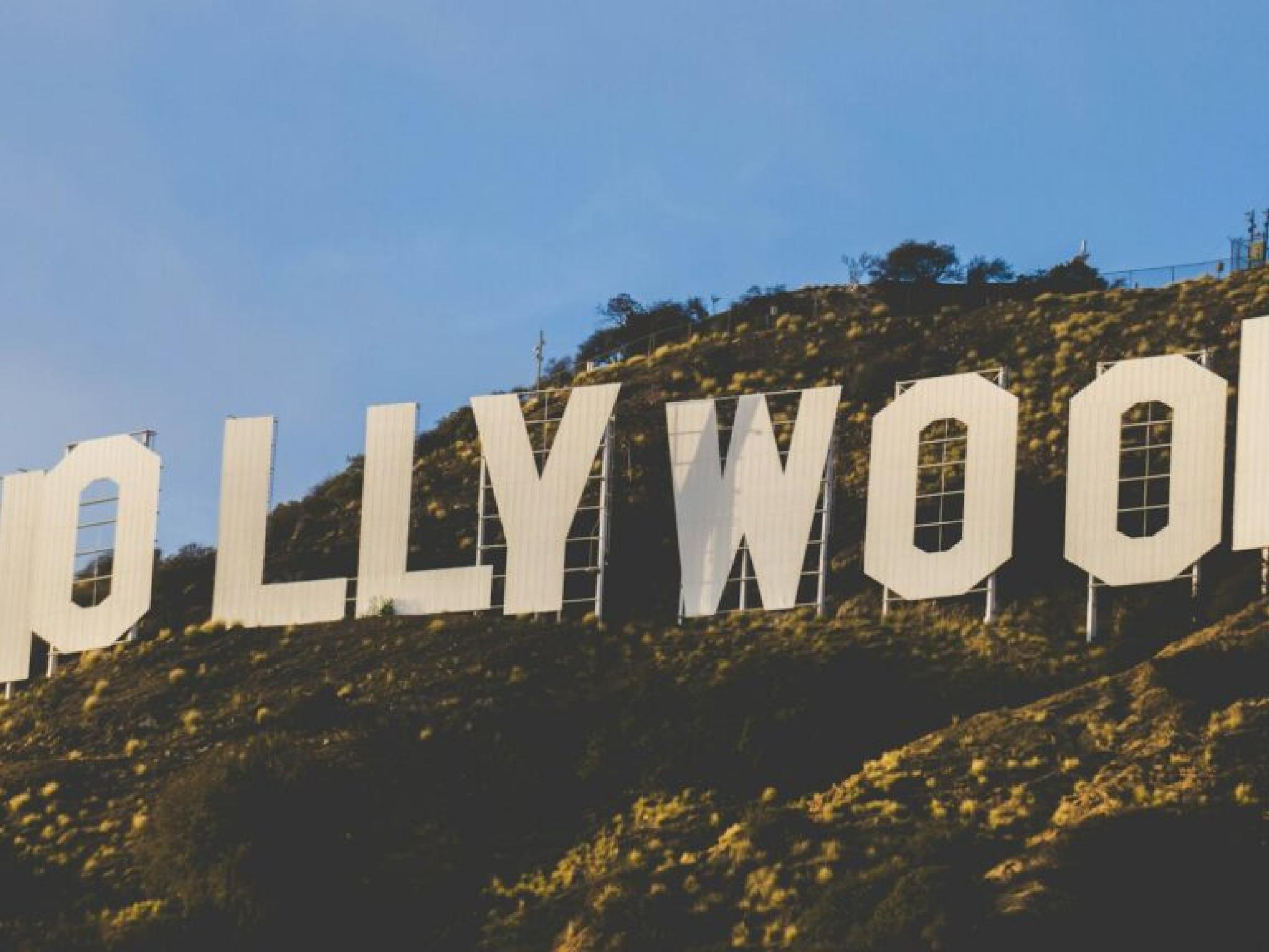  hollywood-union-secures-new-deal-with-ai-safeguards-details 