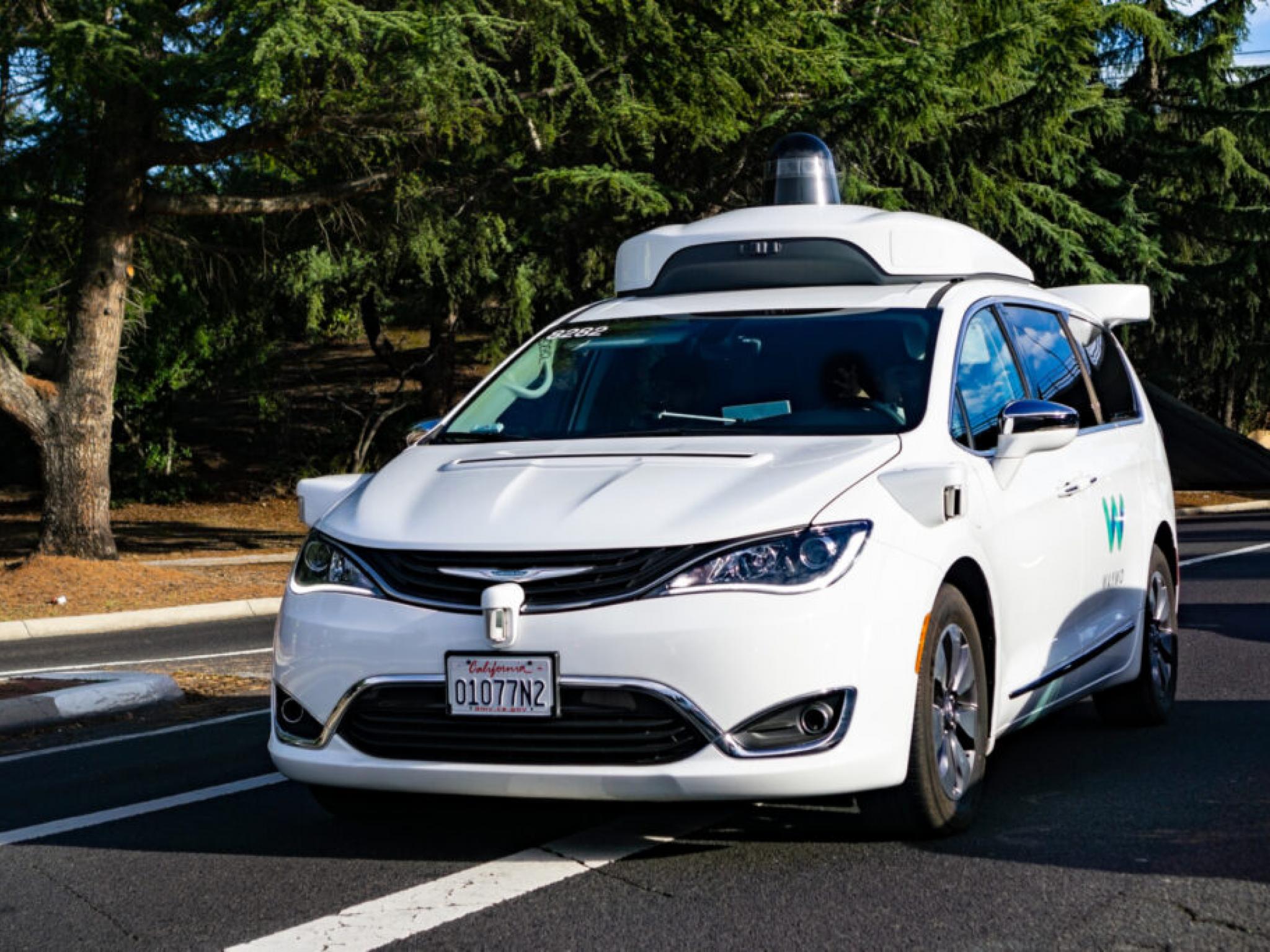  waymo-autonomous-rides-now-available-to-everyone-in-san-francisco-heres-how-you-can-enjoy-driverless-car-travel 