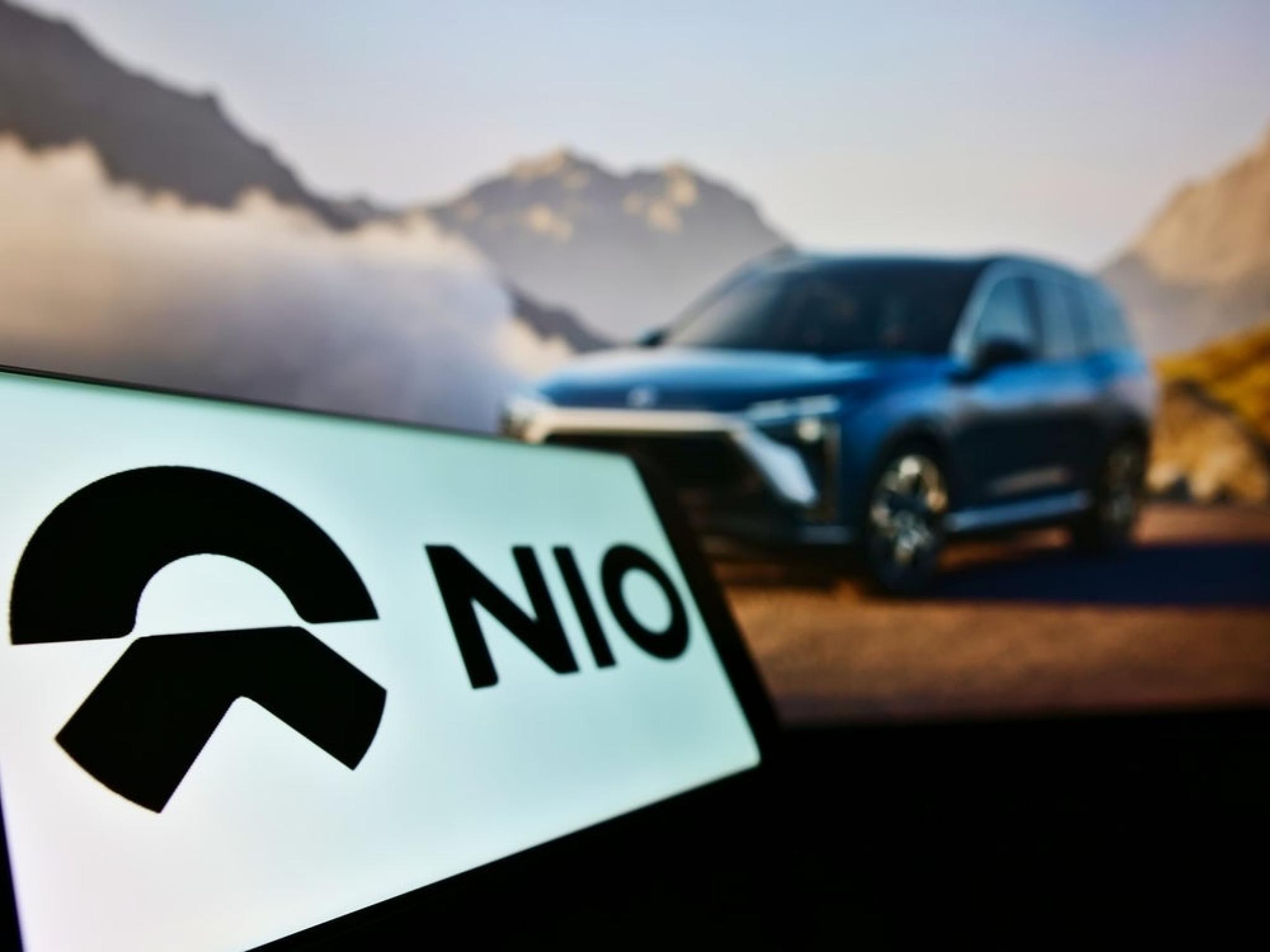  whats-going-on-with-ev-maker-nios-stock 