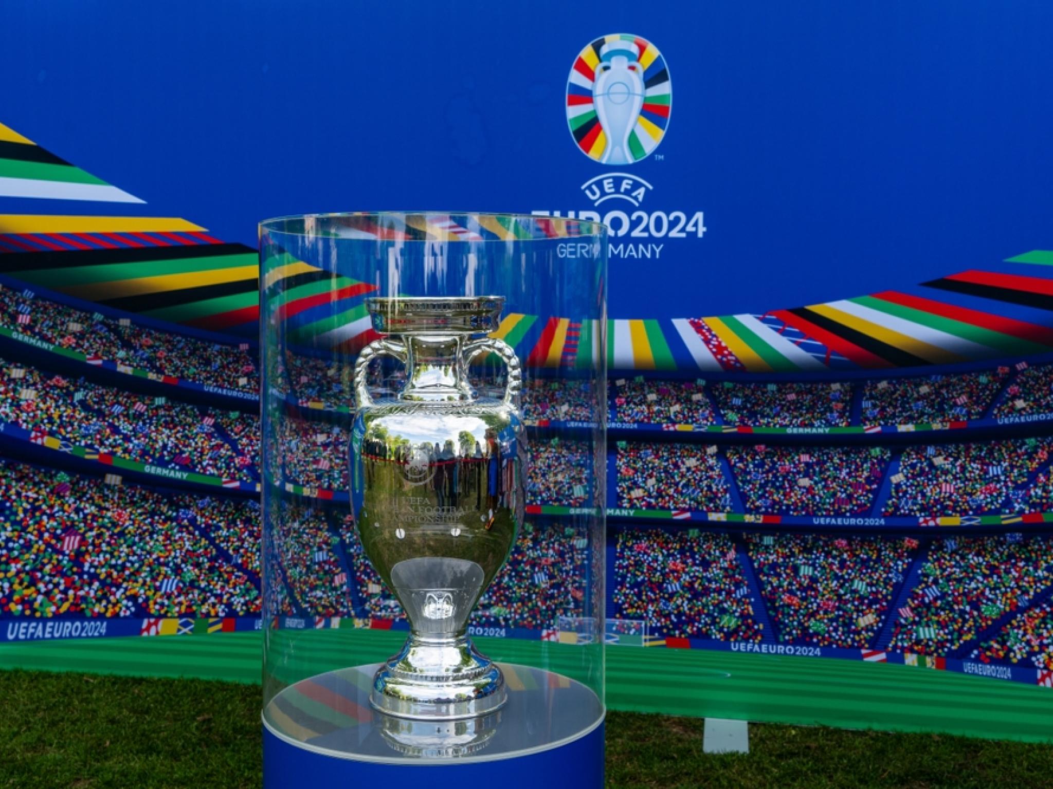  england-euro-2024-win-could-net-bettor-nearly-1m-can-three-lions-soccer-team-bring-trophy-home-to-complete-parlay 