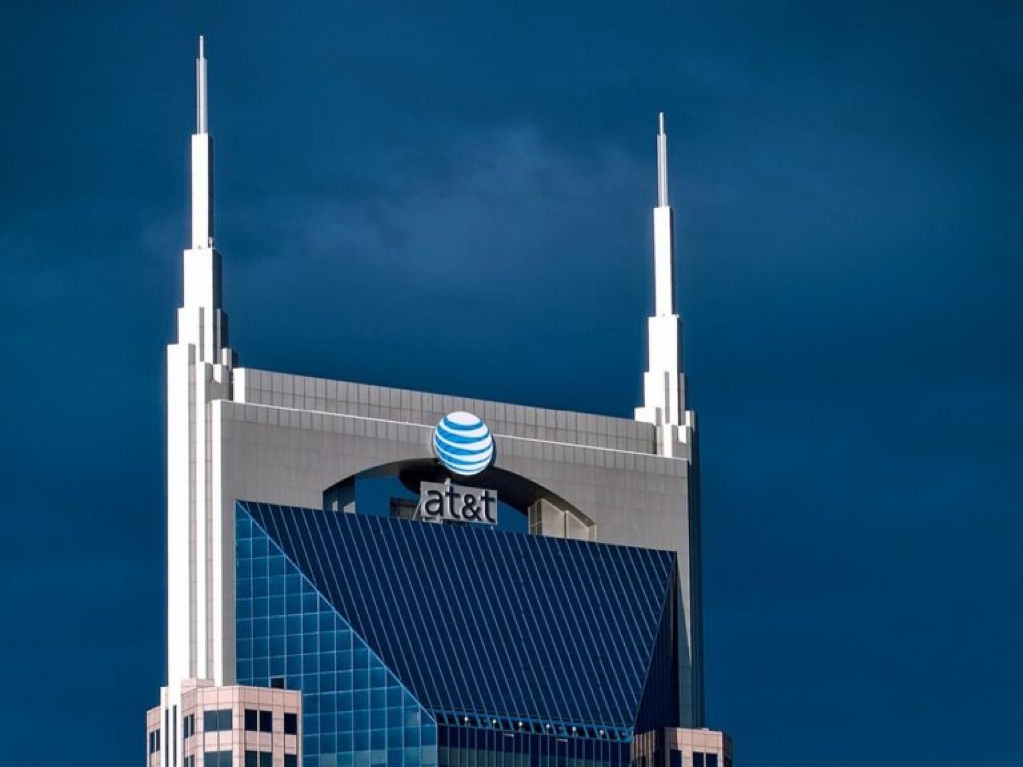 AT&T·스노우플레이크 주가 급락... `거의 모든` 고객정보 유출 사태