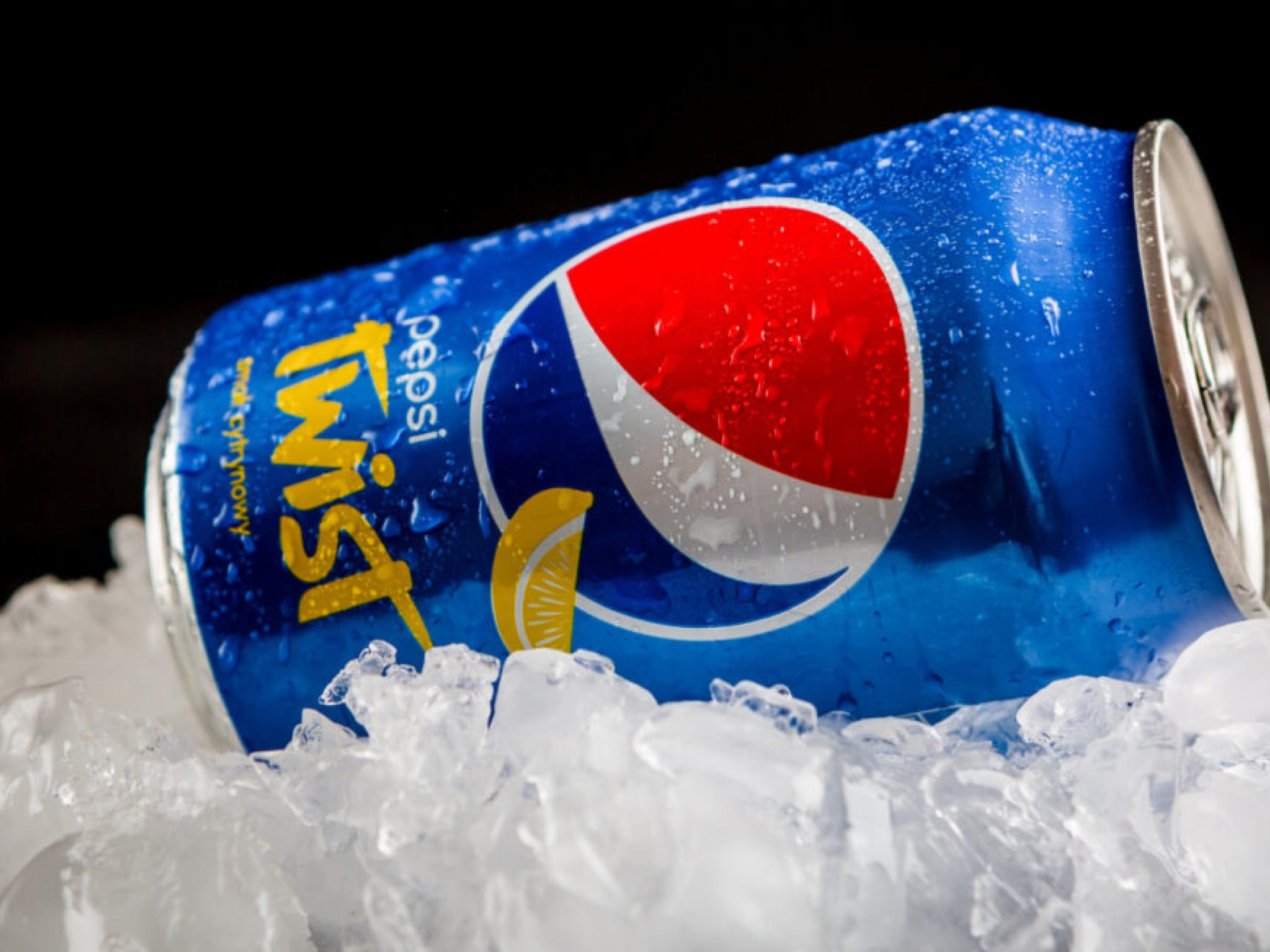  these-analysts-slash-their-forecasts-on-pepsico-after-weak-revenue 