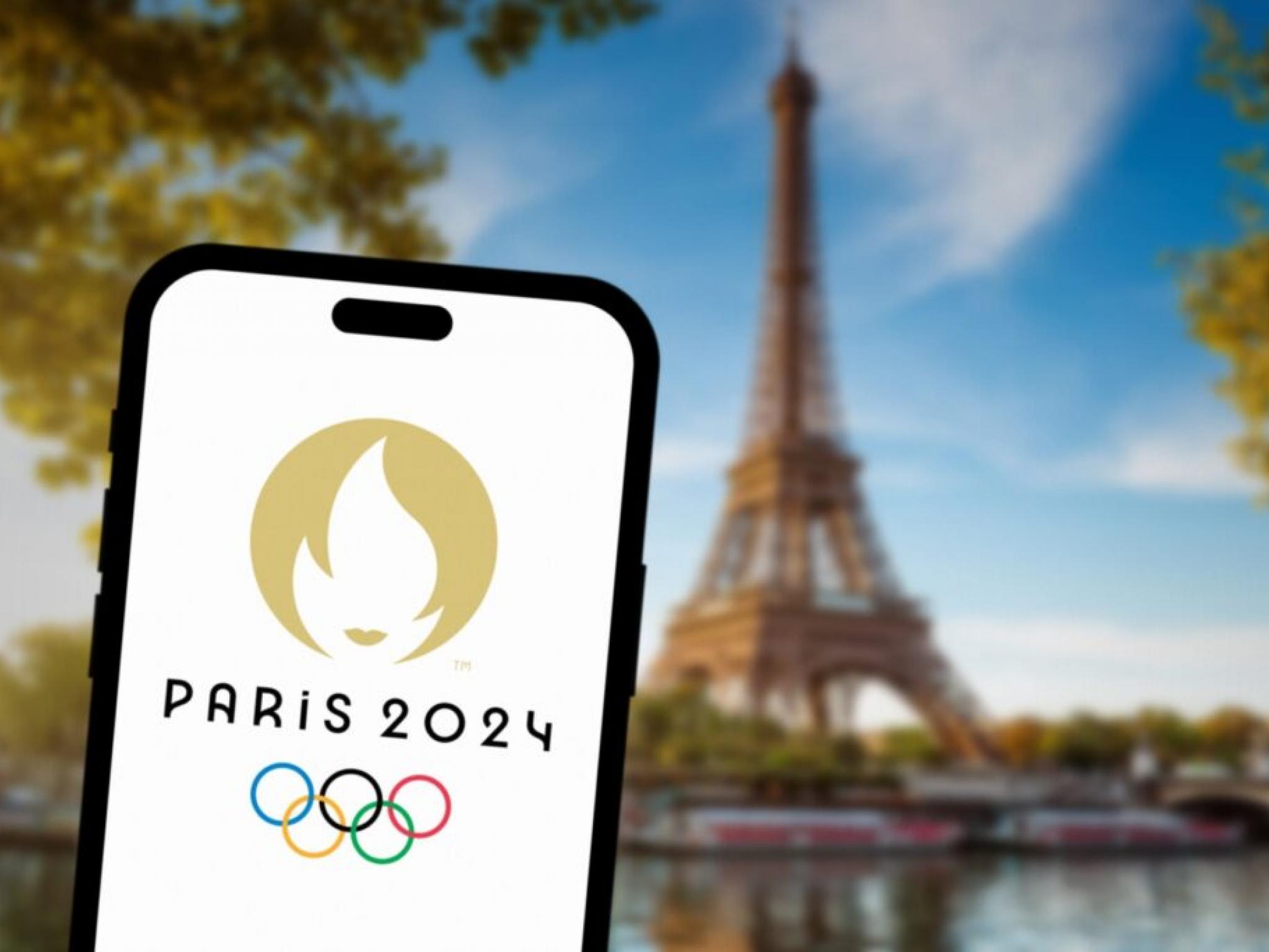  paris-olympics-opening-ceremony-viewership-up-60-from-2020-olympics-can-comcast-stock-get-a-boost 