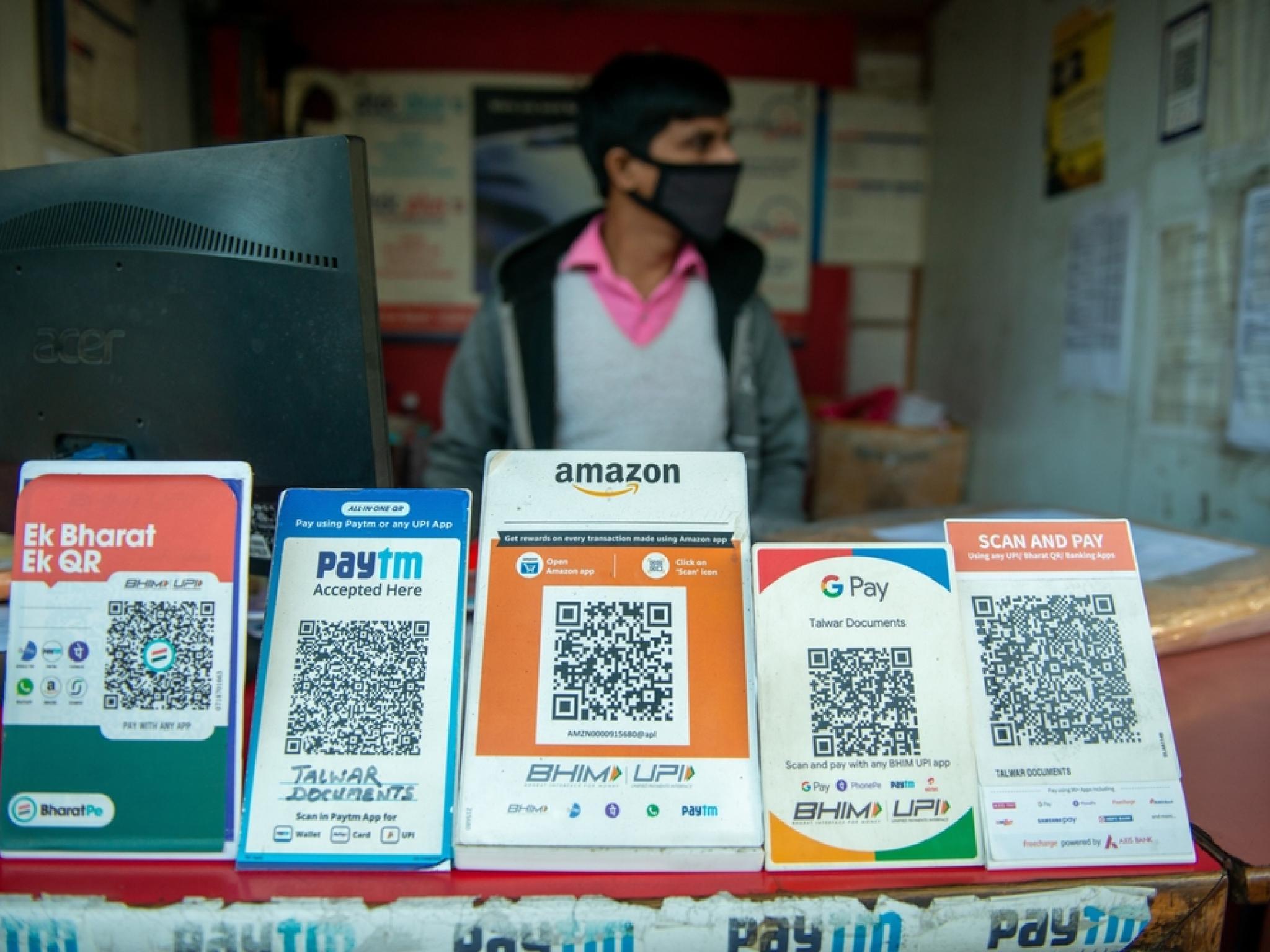  google-amazon-phonepe-are-game-to-try-out-rbis-digital-rupee-report 