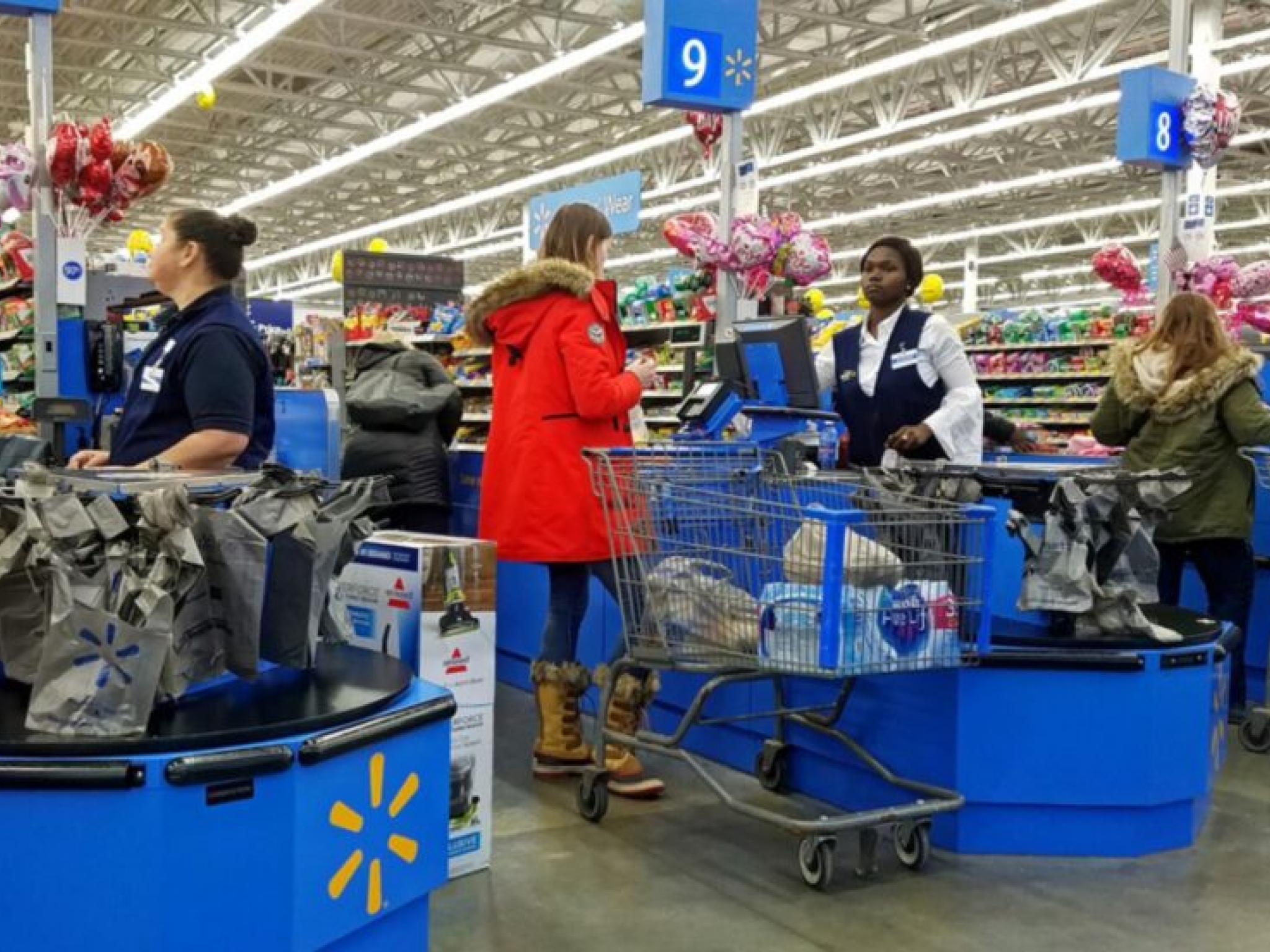  walmarts-q4-outlook-clouded-by-consumer-spending-concerns-jp-morgan-analyst 