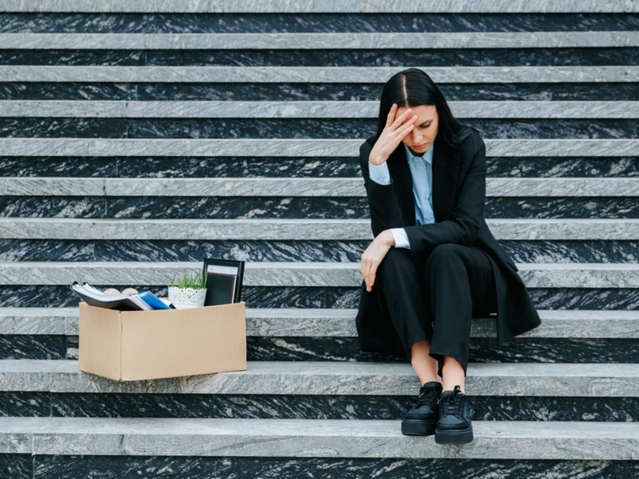 美 젊은 직장인 40% `정치 이견으로 사표 고려`... 고용불안 우려