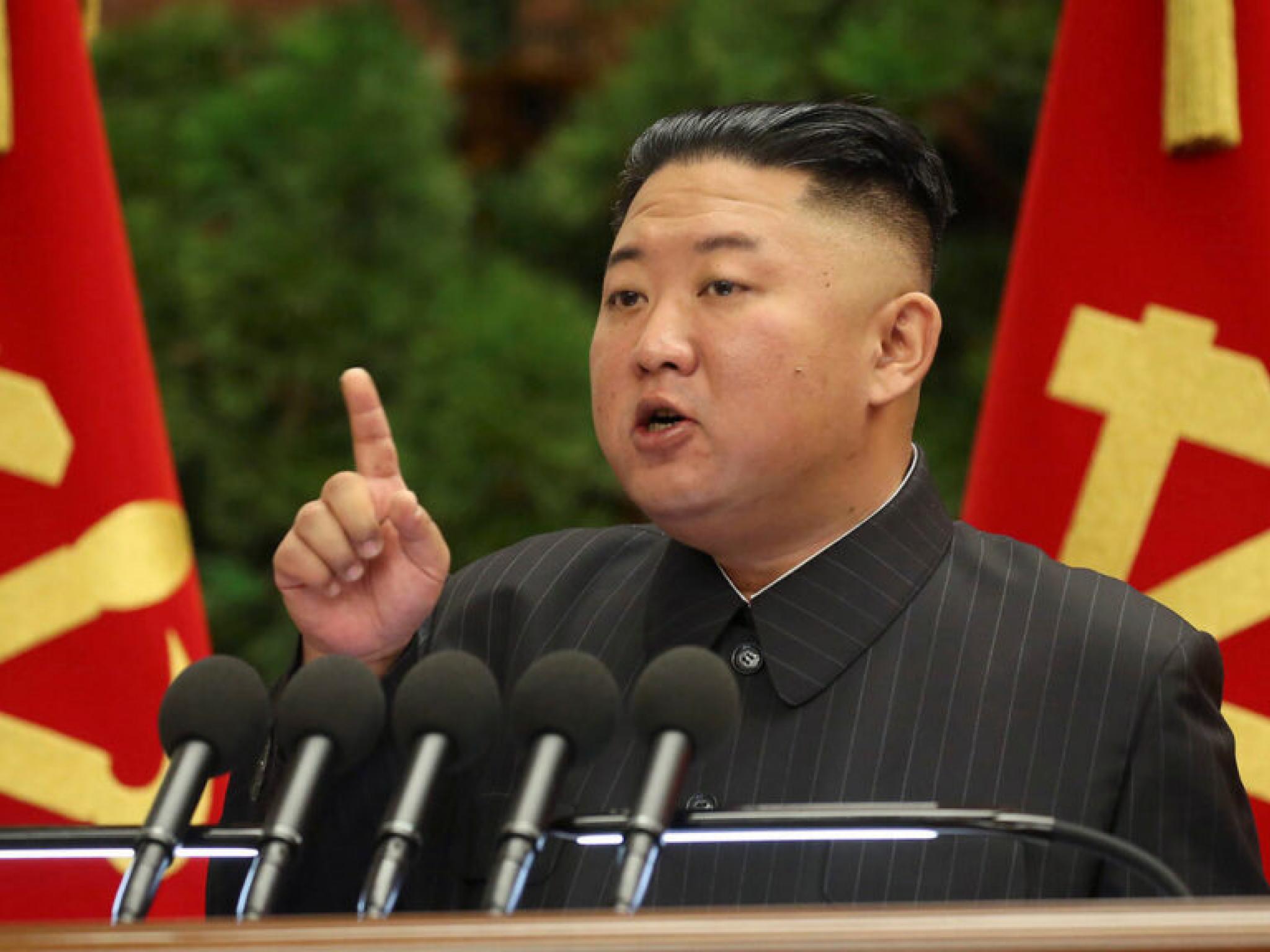 김정은, 홍수 피해 책임 지방 관리들에게 전가... 대중 불만으로 리더십 약화 우려