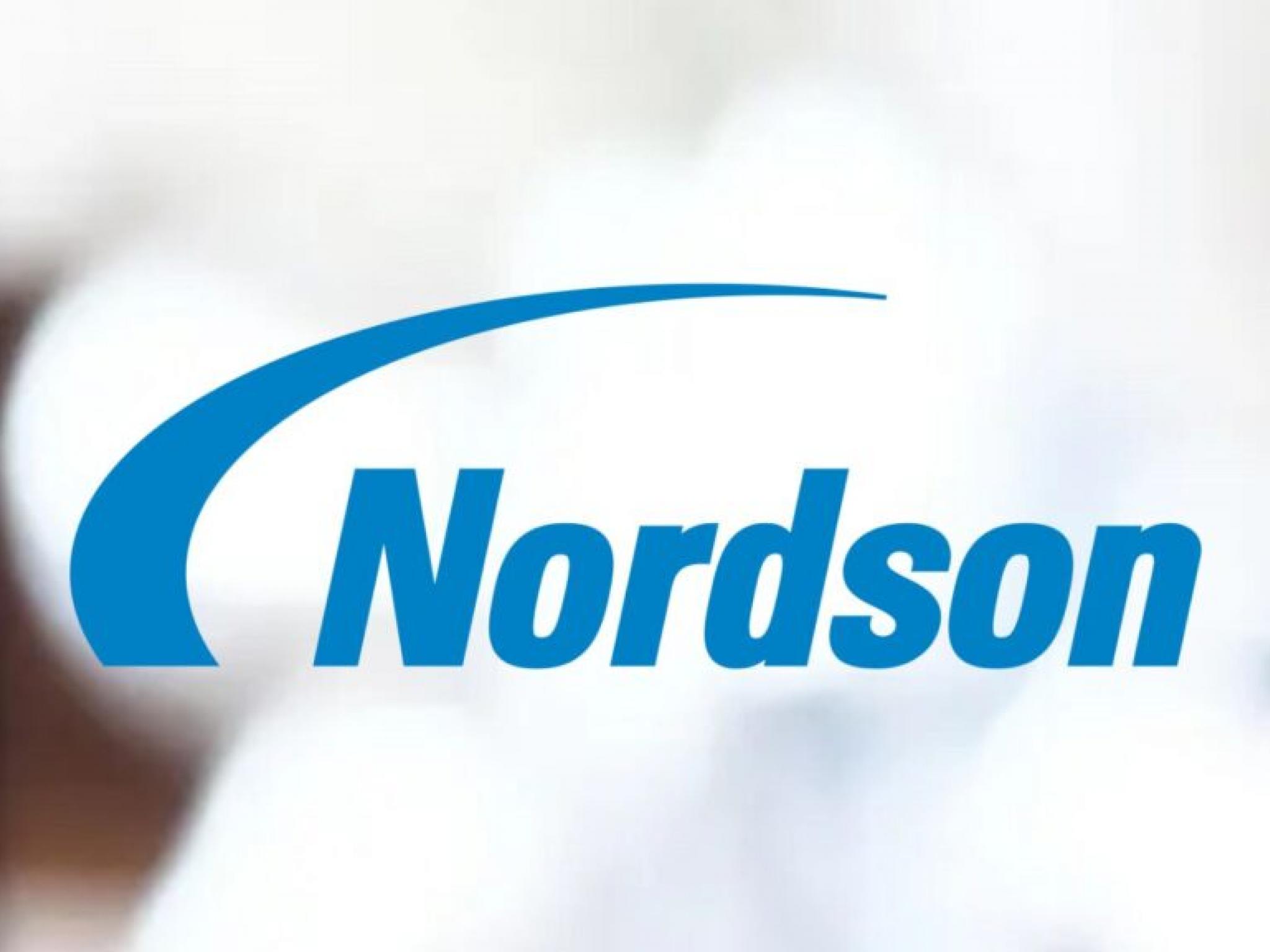  how-to-earn-500-a-month-from-nordson-stock-ahead-of-q3-earnings-report 