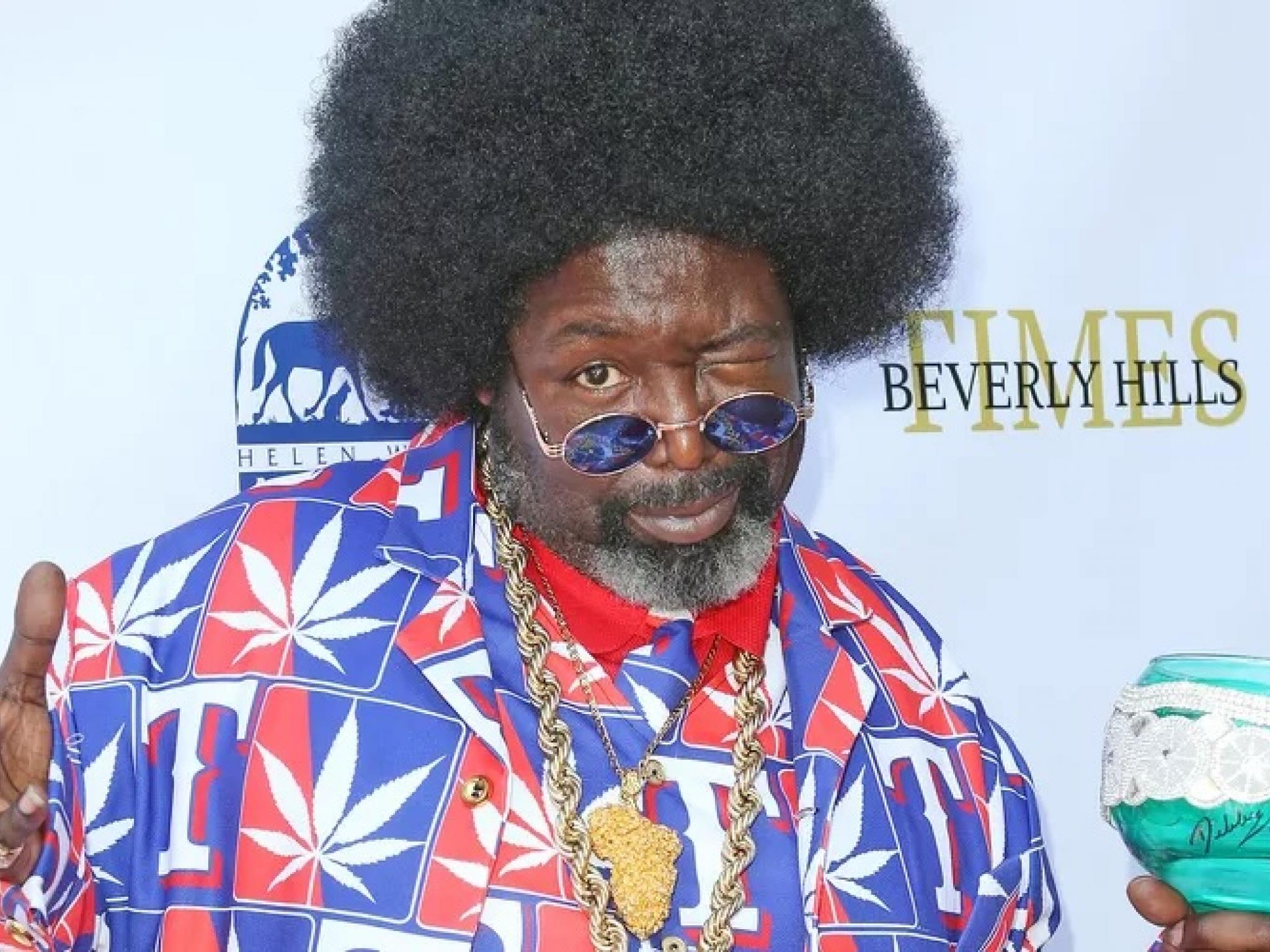  i-got-marijuana-legal-in-ohio-says-rapper-afroman-toasting-fellow-ohioans-with-pink-and-gold-goblet 