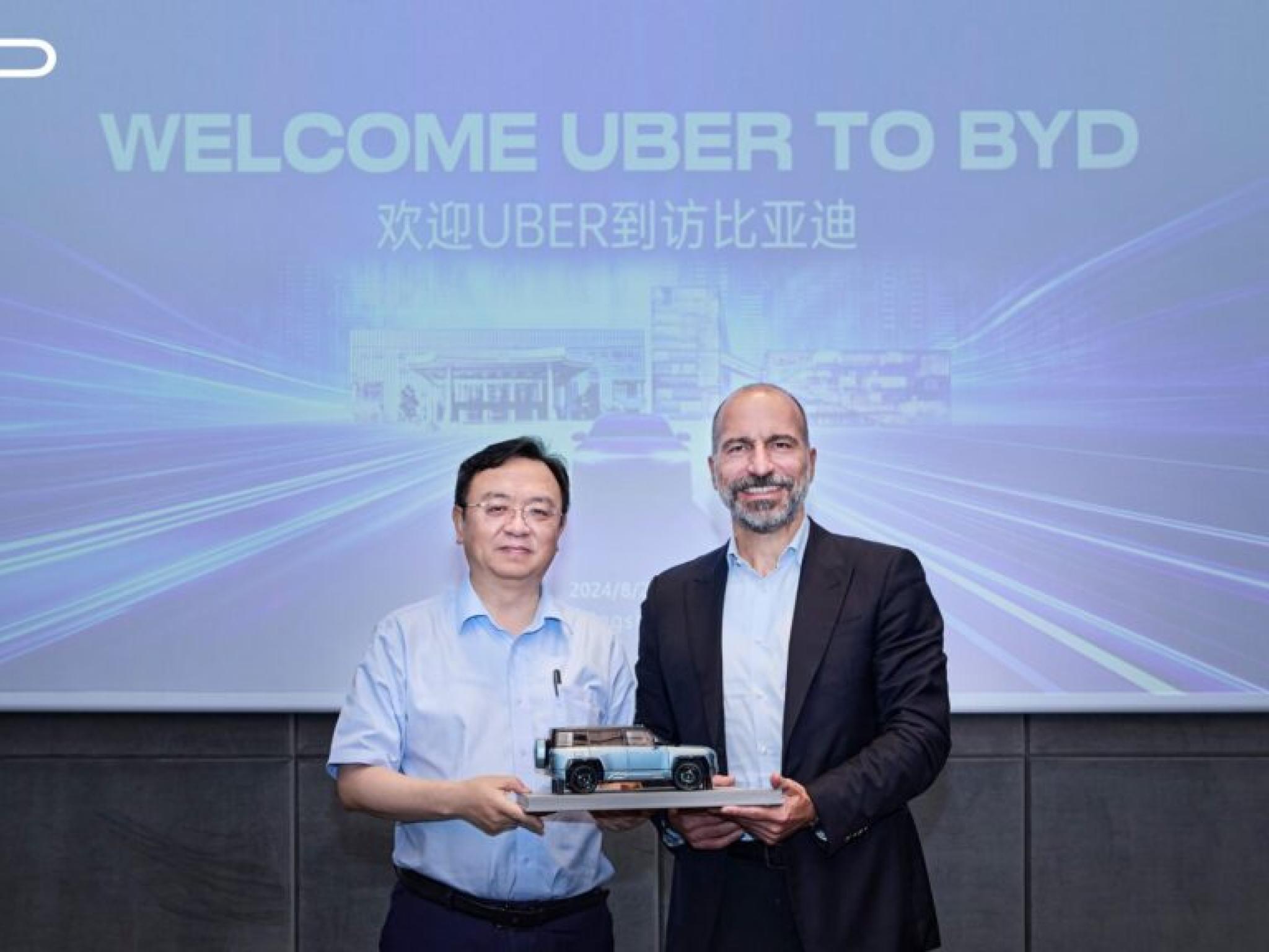  uber-ceo-dara-khosrowshahi-visits-byd-hq-in-china-to-discuss-onboarding-100k-byd-evs-on-the-ride-hailing-platform 