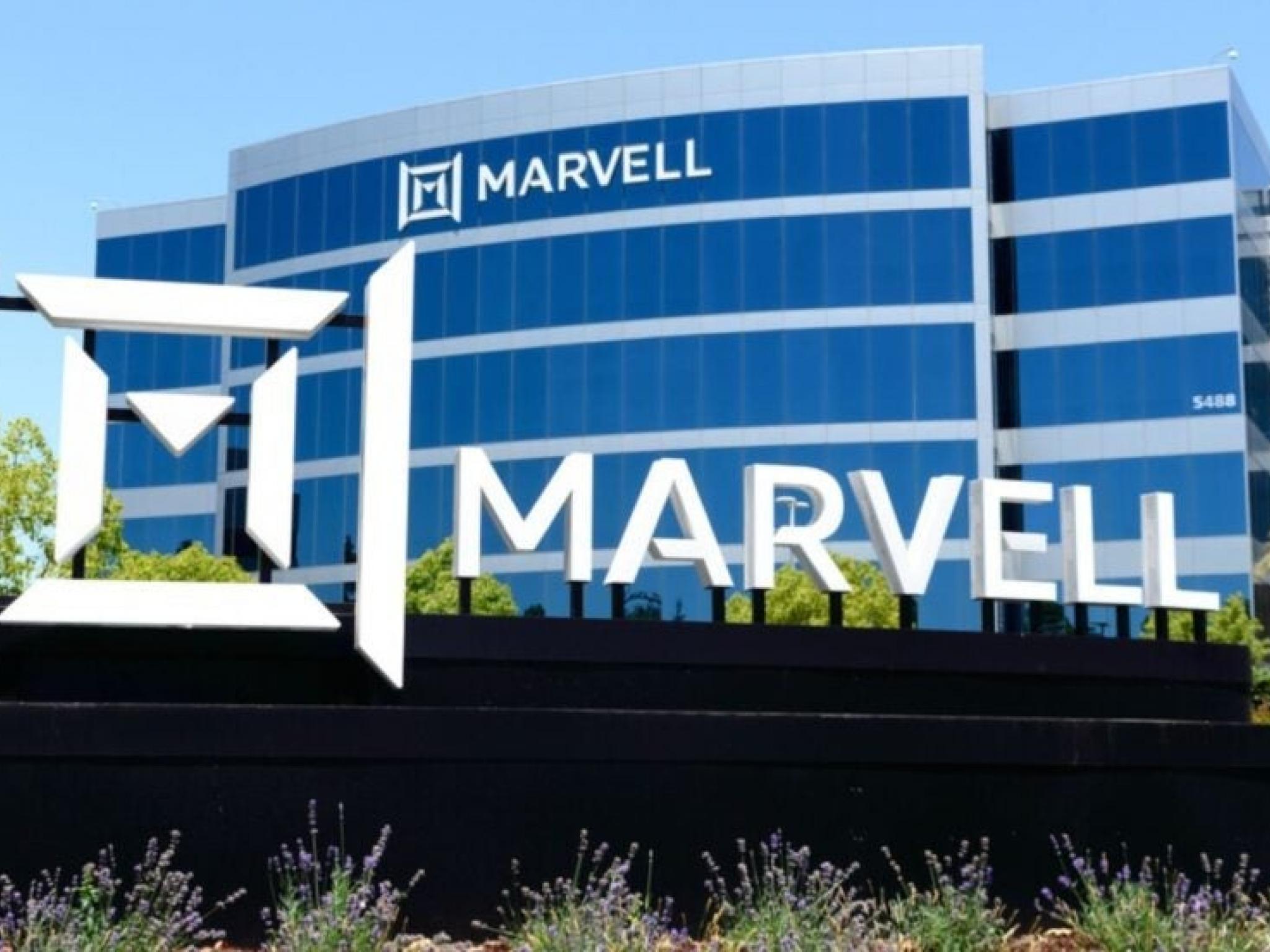  marvell-steals-the-spotlight-from-nvidia-broadcom-in-august-whats-next-for-chip-investors 