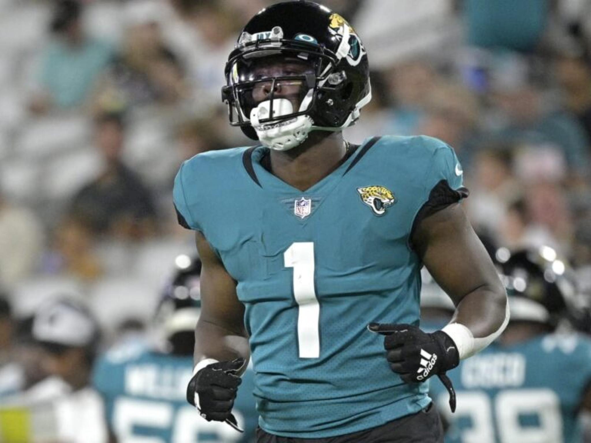 NFL 구단주 초호화 요트 주당 40억원에 대여... `바다 위의 별장` 시설은?