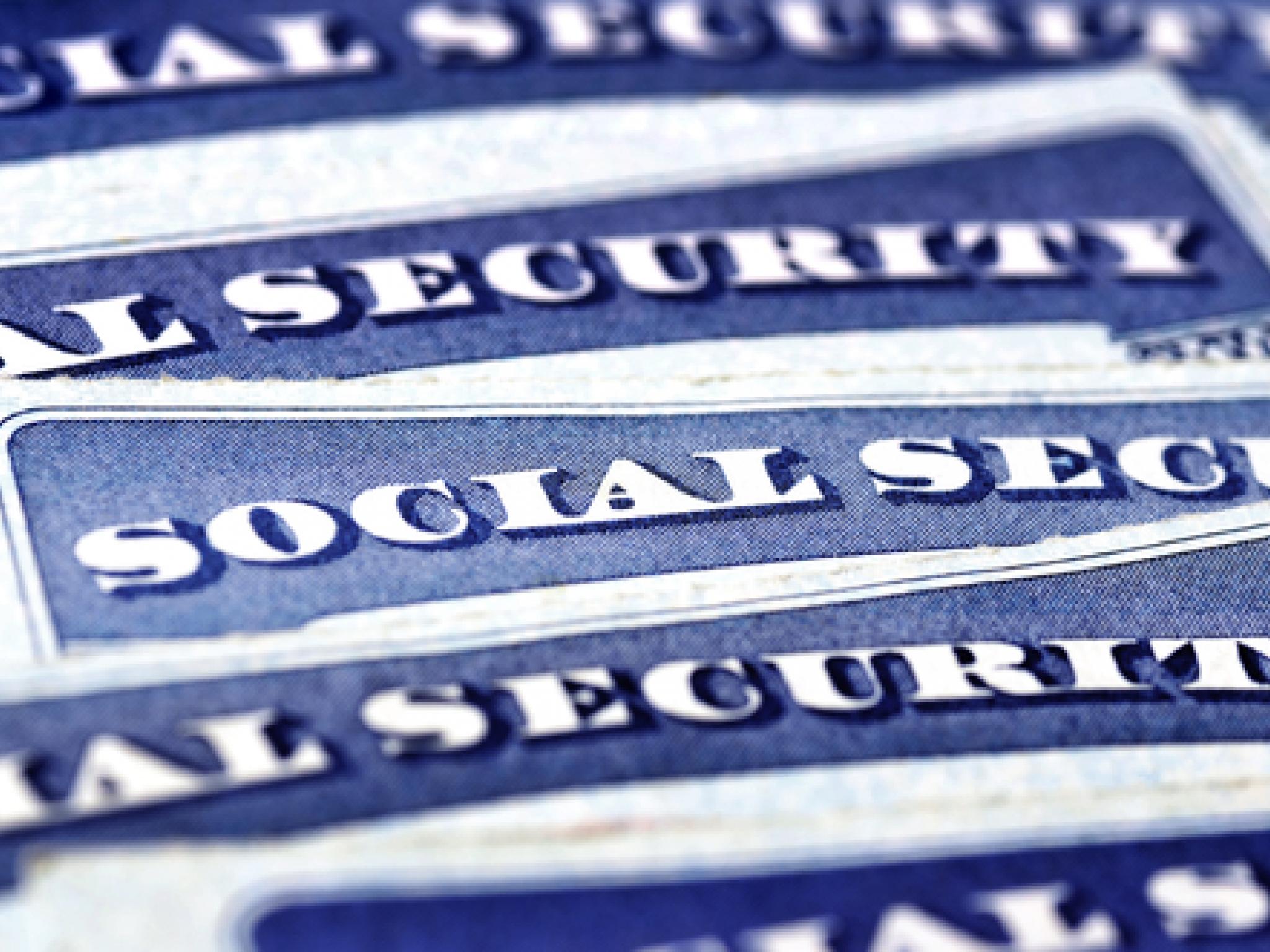  social-security-payments-set-for-25-increase-next-year-retirement-oriented-dividend-stocks-like-coca-cola-wells-fargo-see-gains 