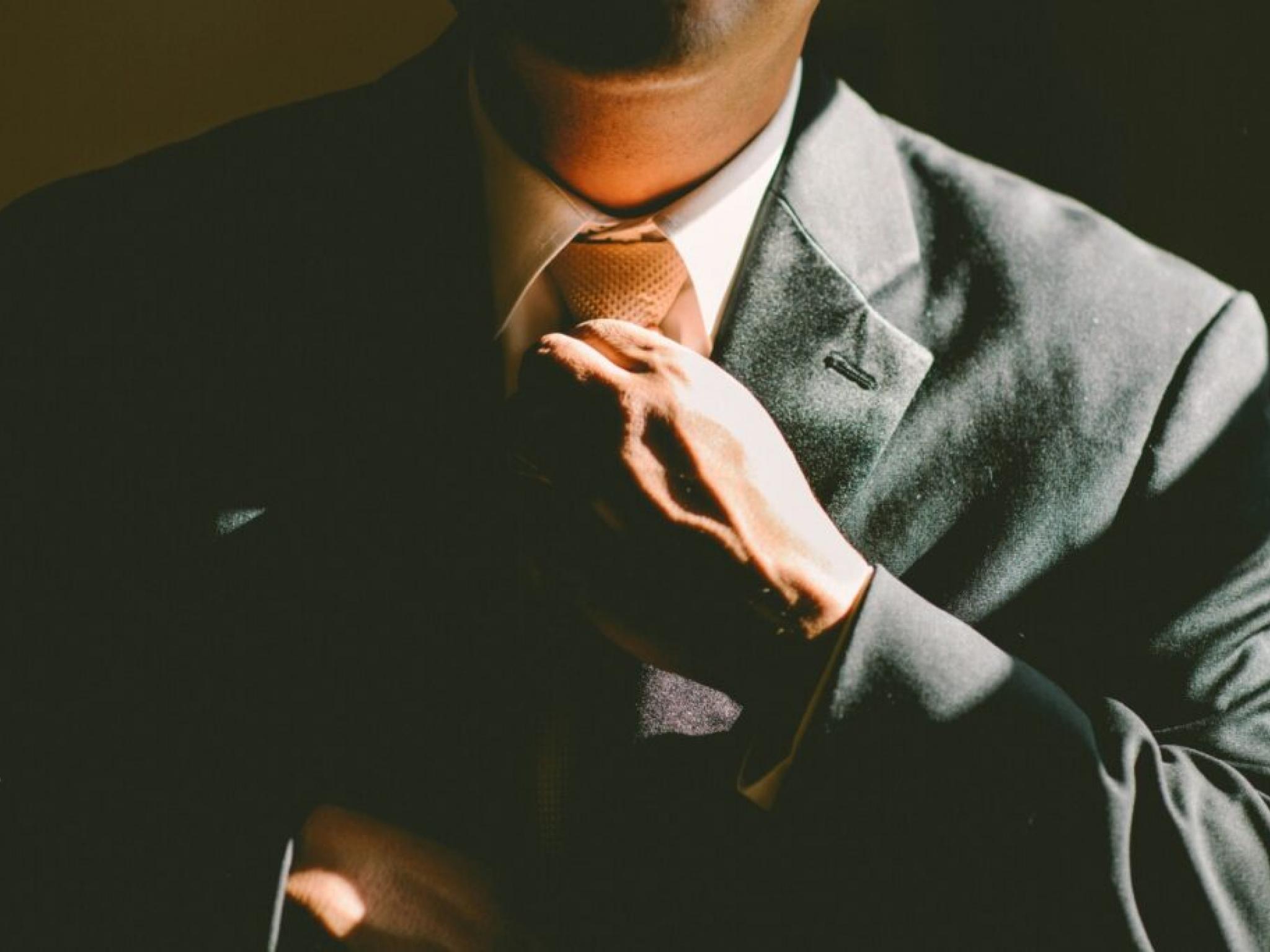 오로라 캐나비스 CEO, 회장직 겸임... 배경은?