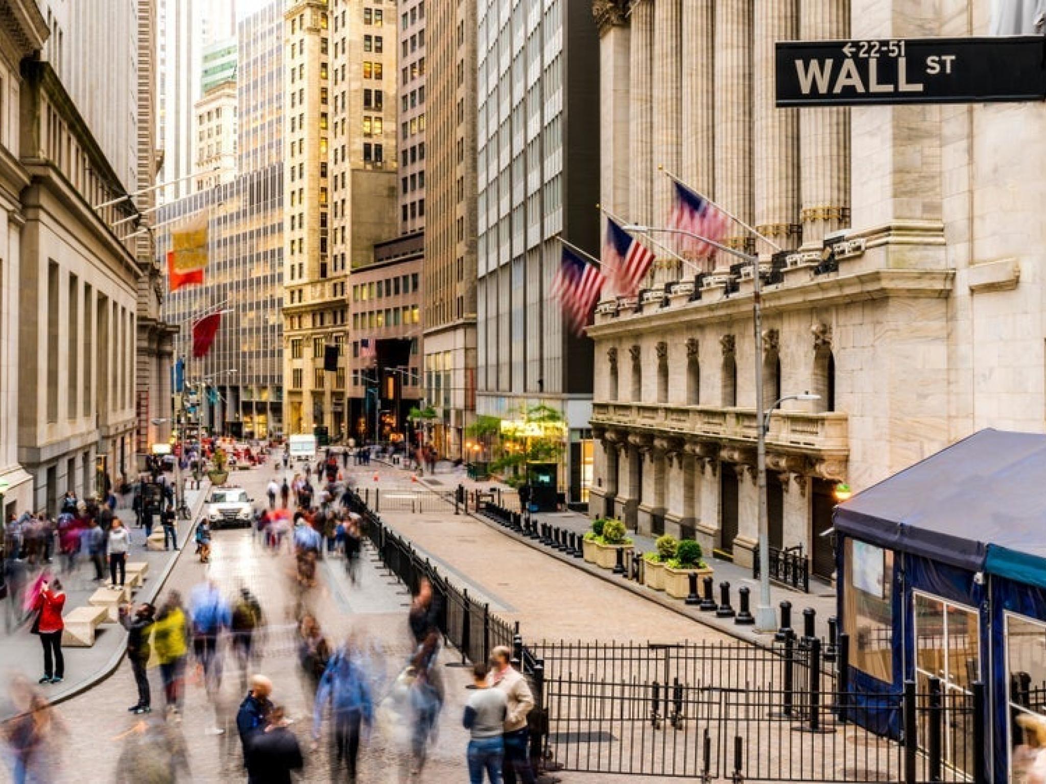 S&P500, 예상 외 고용 호조에 사상 최고치 근접... 달러·국채 금리 상승에 공격적 금리 인하 기대 사그라져