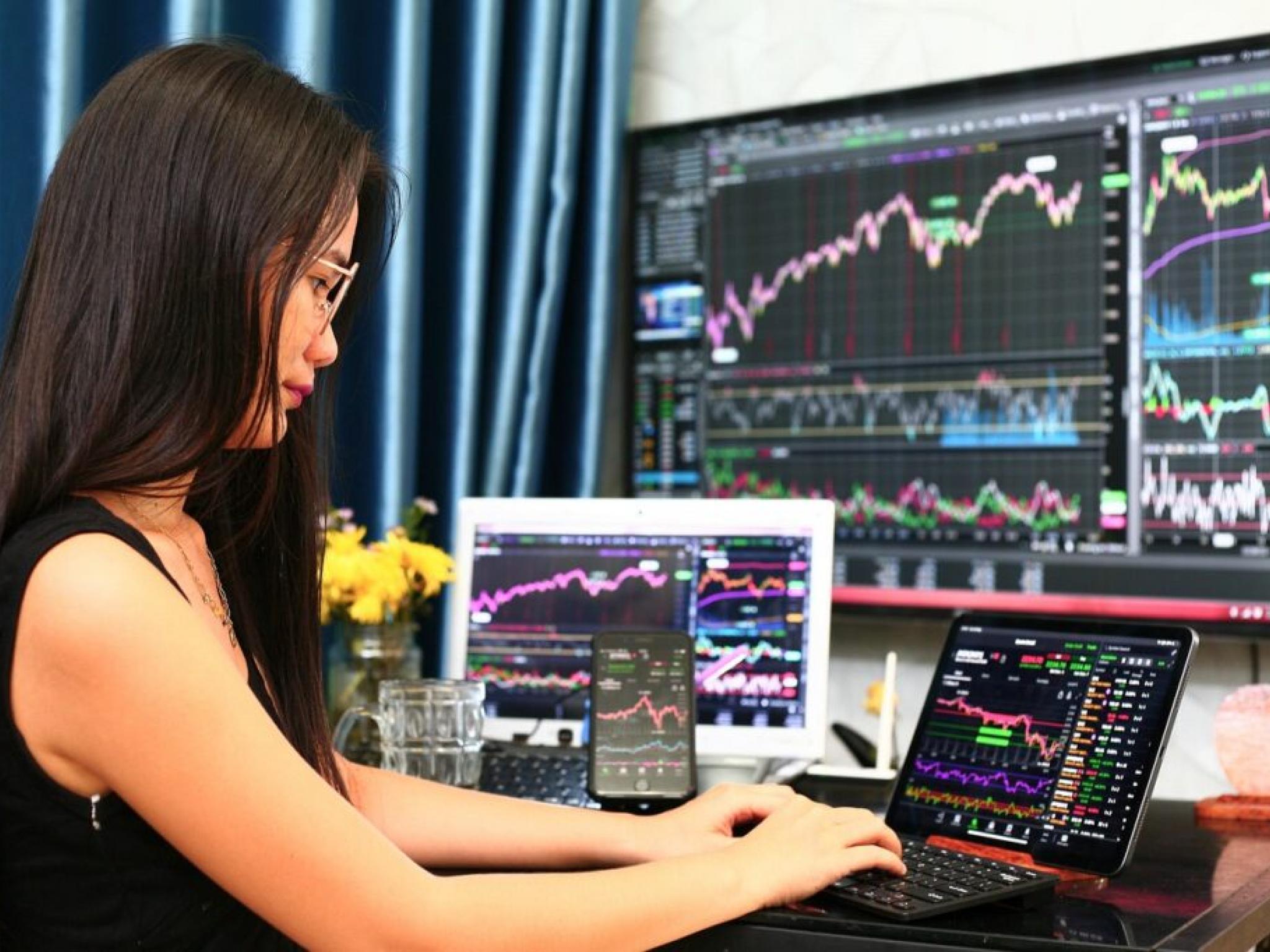 뉴욕증시 반등 기대감↑... 채권금리 하락·유가 약세에 페프시 실적 우려