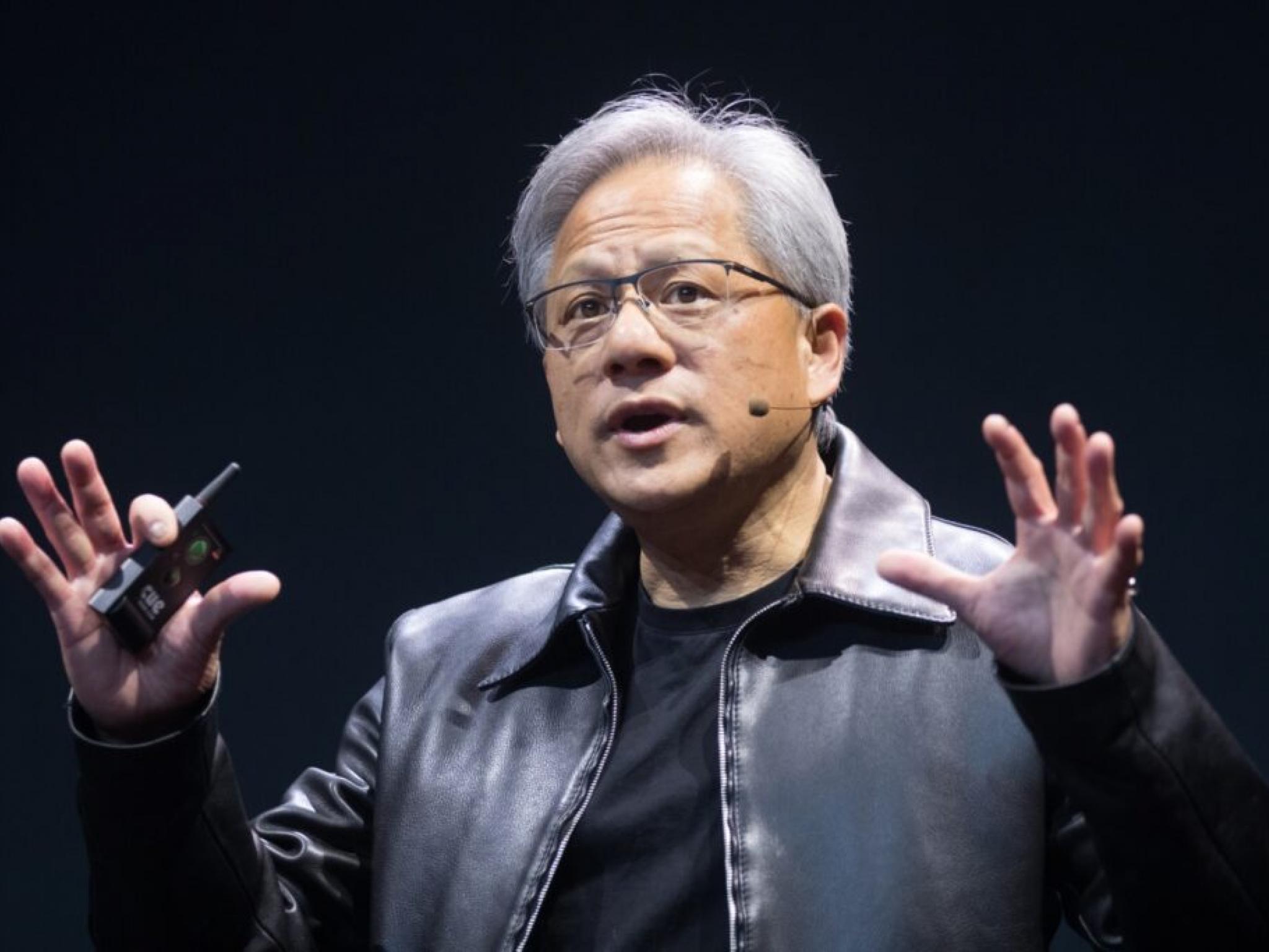엔비디아 CEO 황 젠슨, 세계 10대 부자 진입 눈앞... 얼마나 더 필요할까