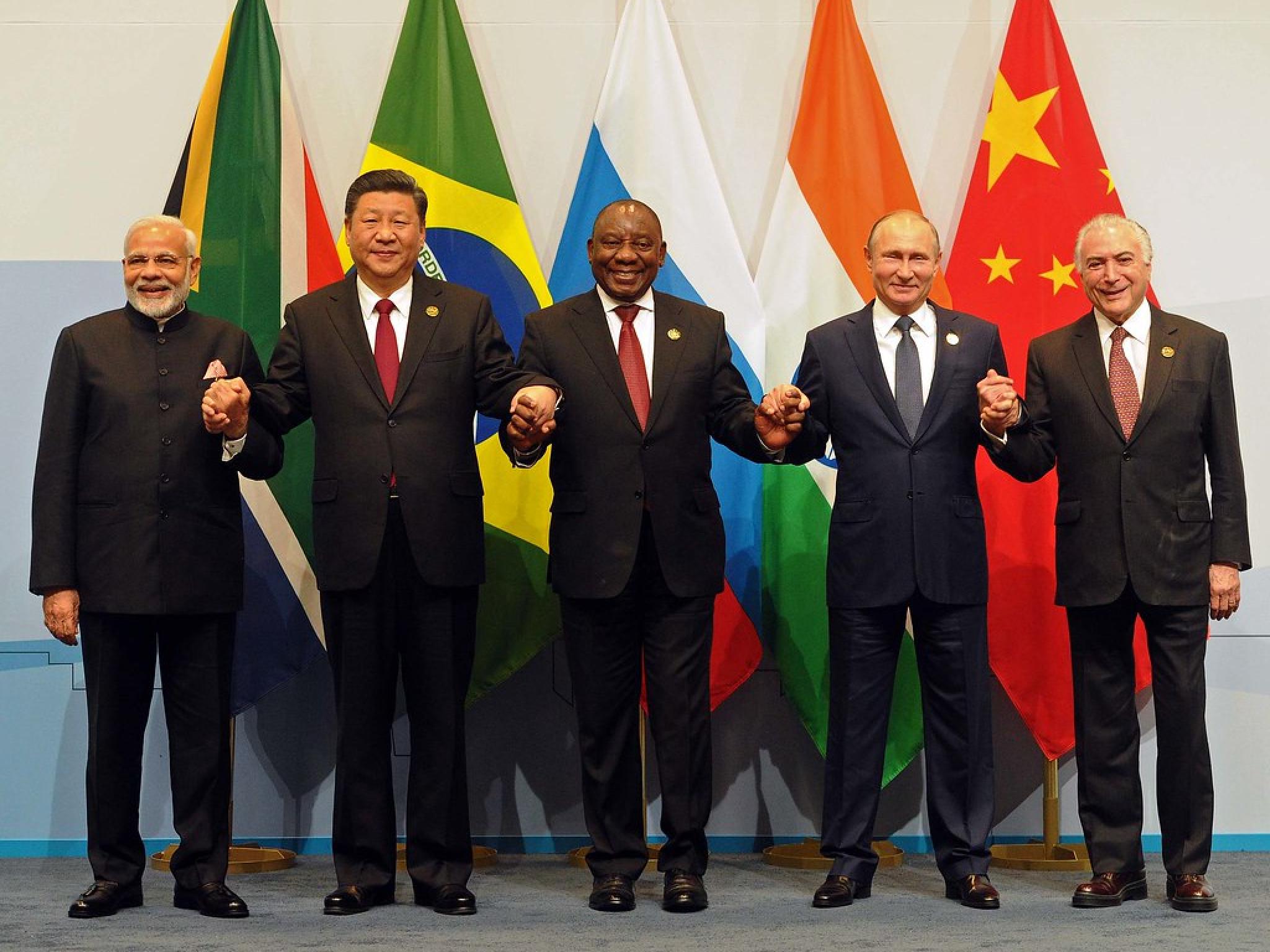 러시아 대통령, BRICS 정상회의서 `탈달러화` 요구... 미국 투자자들에 미칠 영향은
