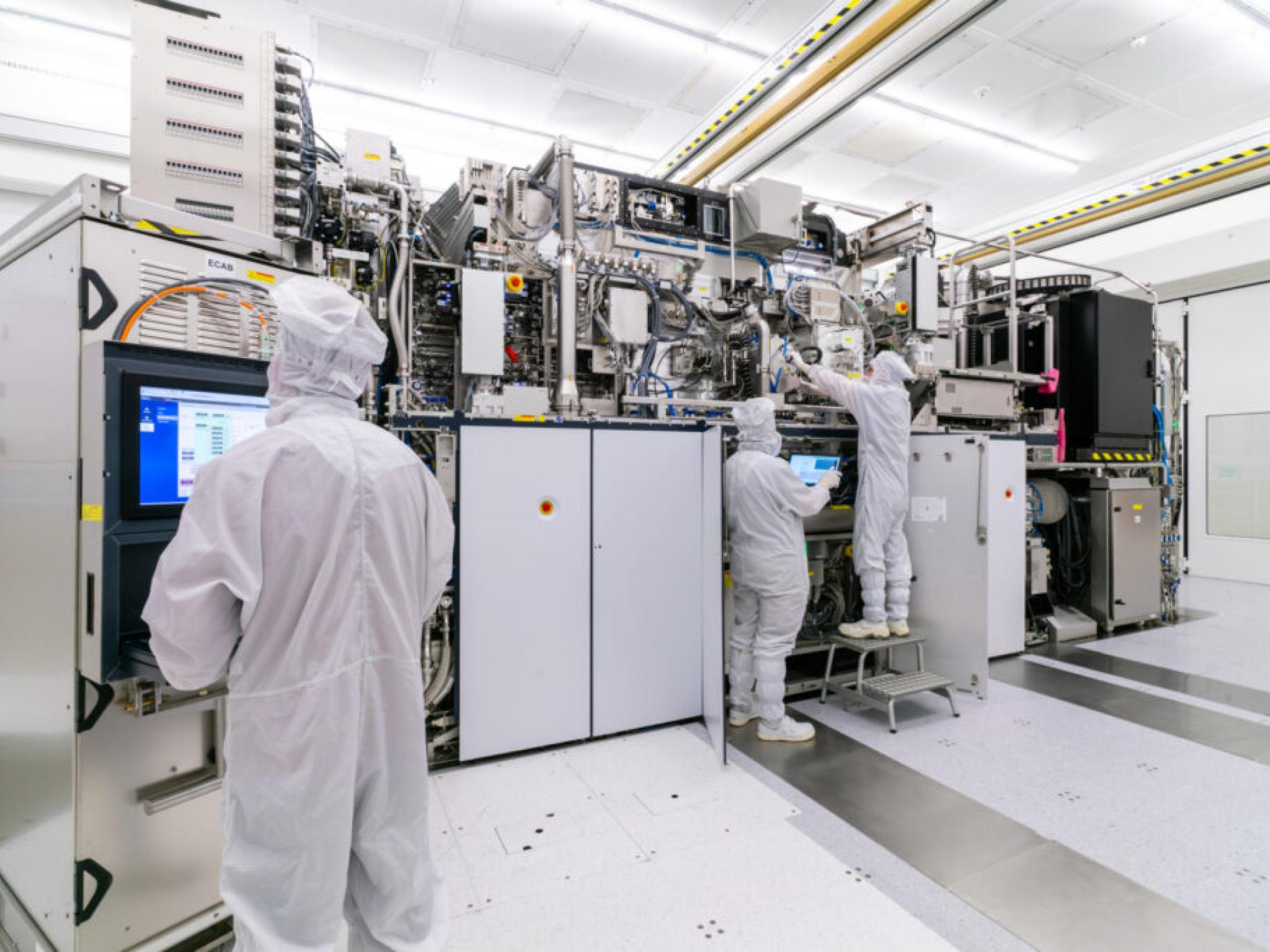 TSMC, EUV 노광장비 확대로 첨단 칩 생산 강화... 전 세계 점유율 56%로 올라