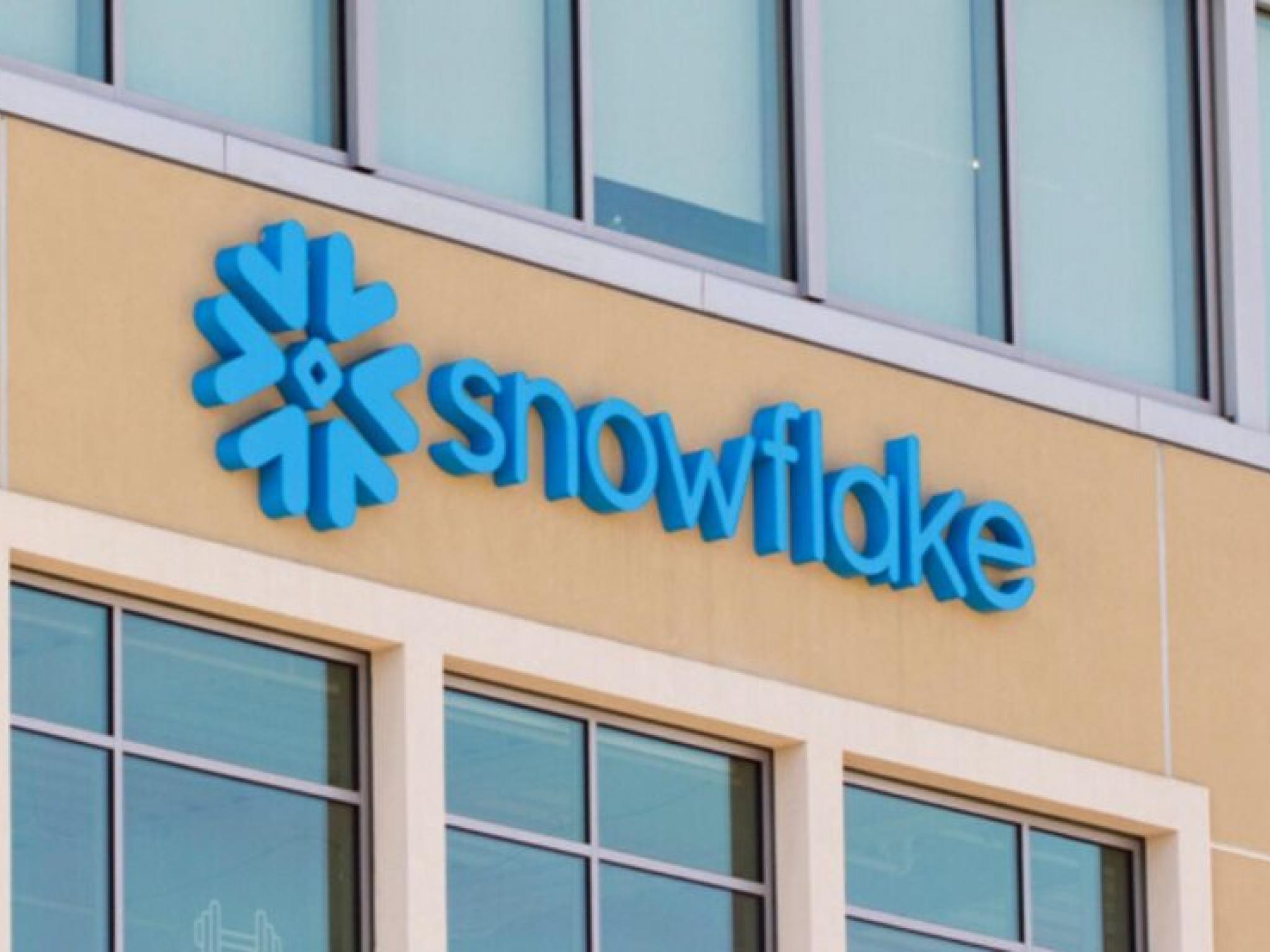 스노우플레이크 3분기 실적 `어닝 서프라이즈`... AI 기업 인수·앤트로픽과 파트너십도 발표