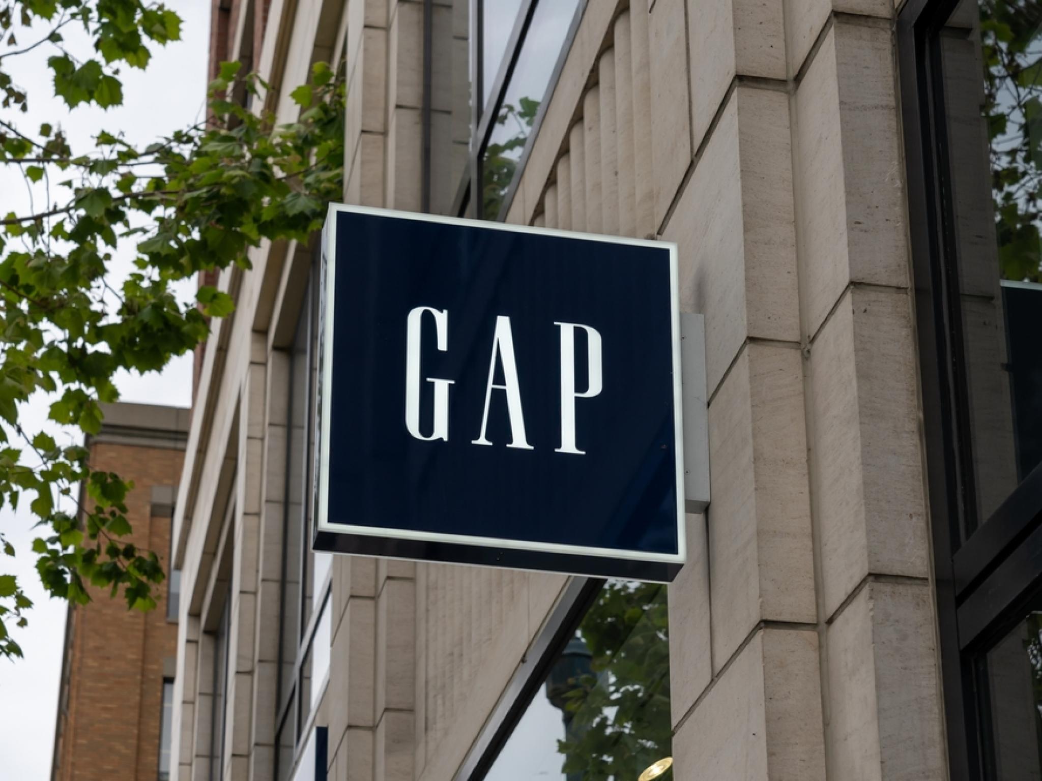 갭(Gap), 실적 턴어라운드에 분석가들 호평... 주가 급등