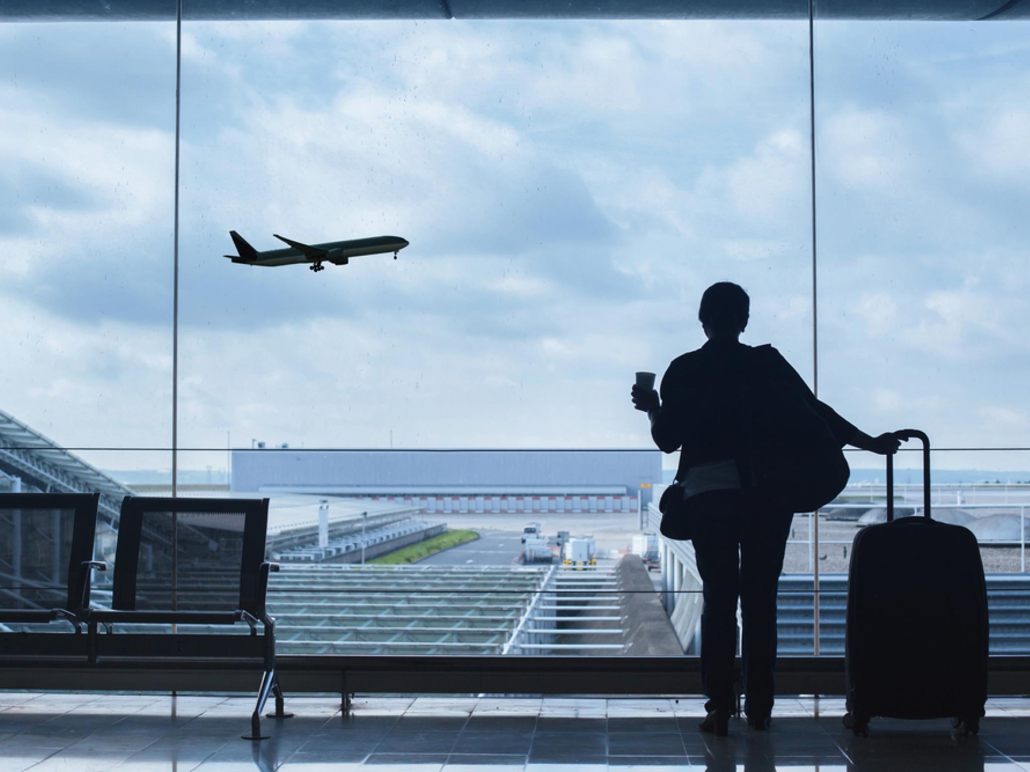 여권도 항공권도 없이... JFK공항 무단 통과해 파리행 비행기 탑승한 여성