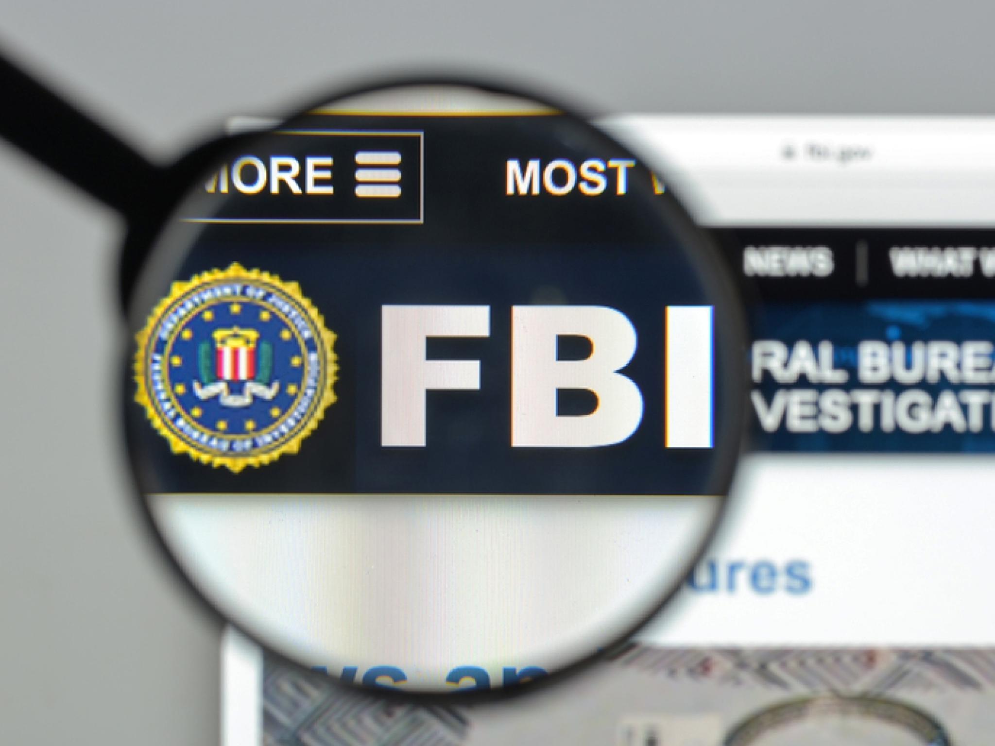 FBI 수장 레이 사임... 트럼프, 패텔 지명 예고
