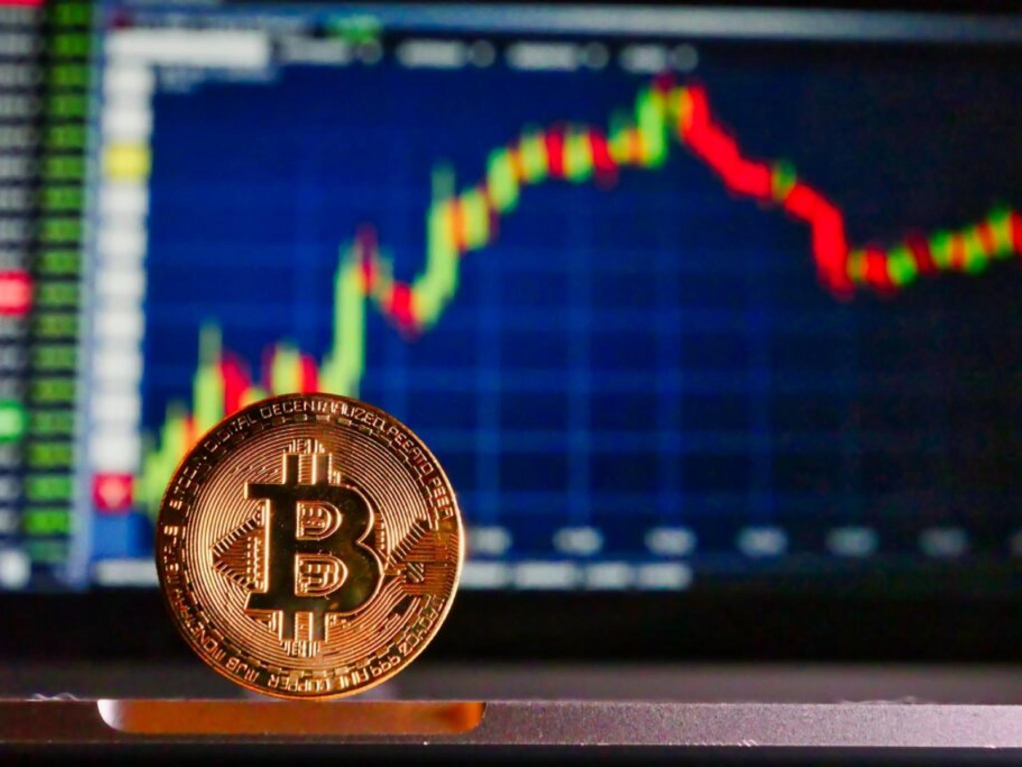  bitcoins-price-rebound-triggers-rally-in-crypto-linked-stocks-as-expert-highlights-very-bullish-long-term-outlook 