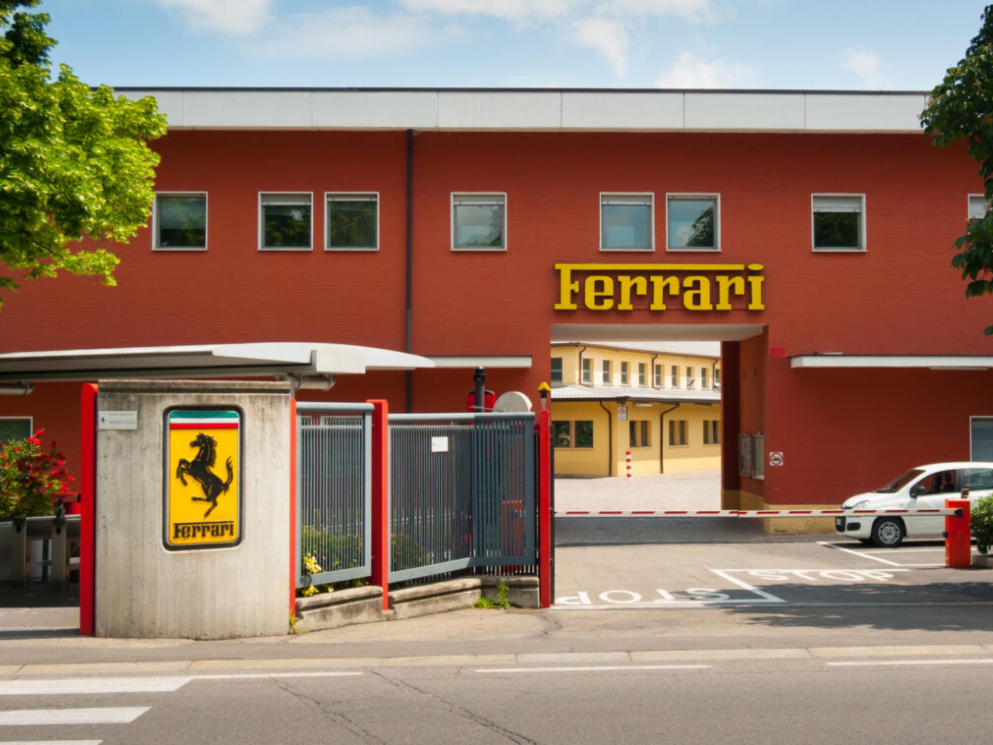  ferrari-faces-lawsuit-in-us-over-brake-defect-report 