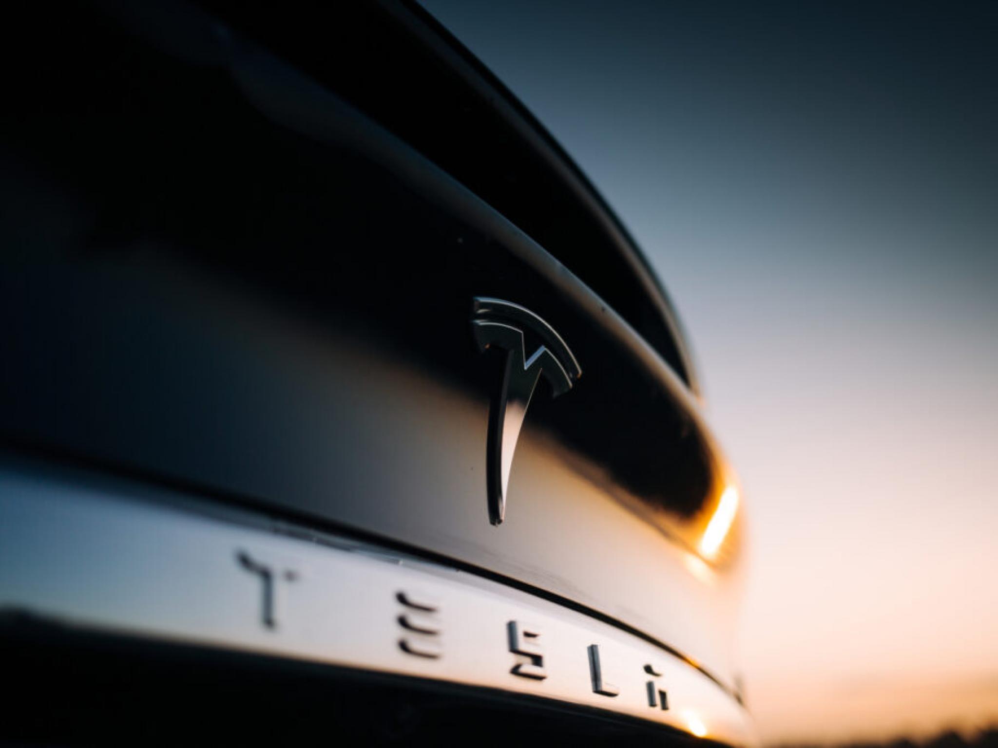  teslas-india-entry-hurdle-lifts-fisker-hurtling-toward-bankruptcy-rivian-gets-wall-streets-love-and-more-biggest-ev-stories-of-the-week 