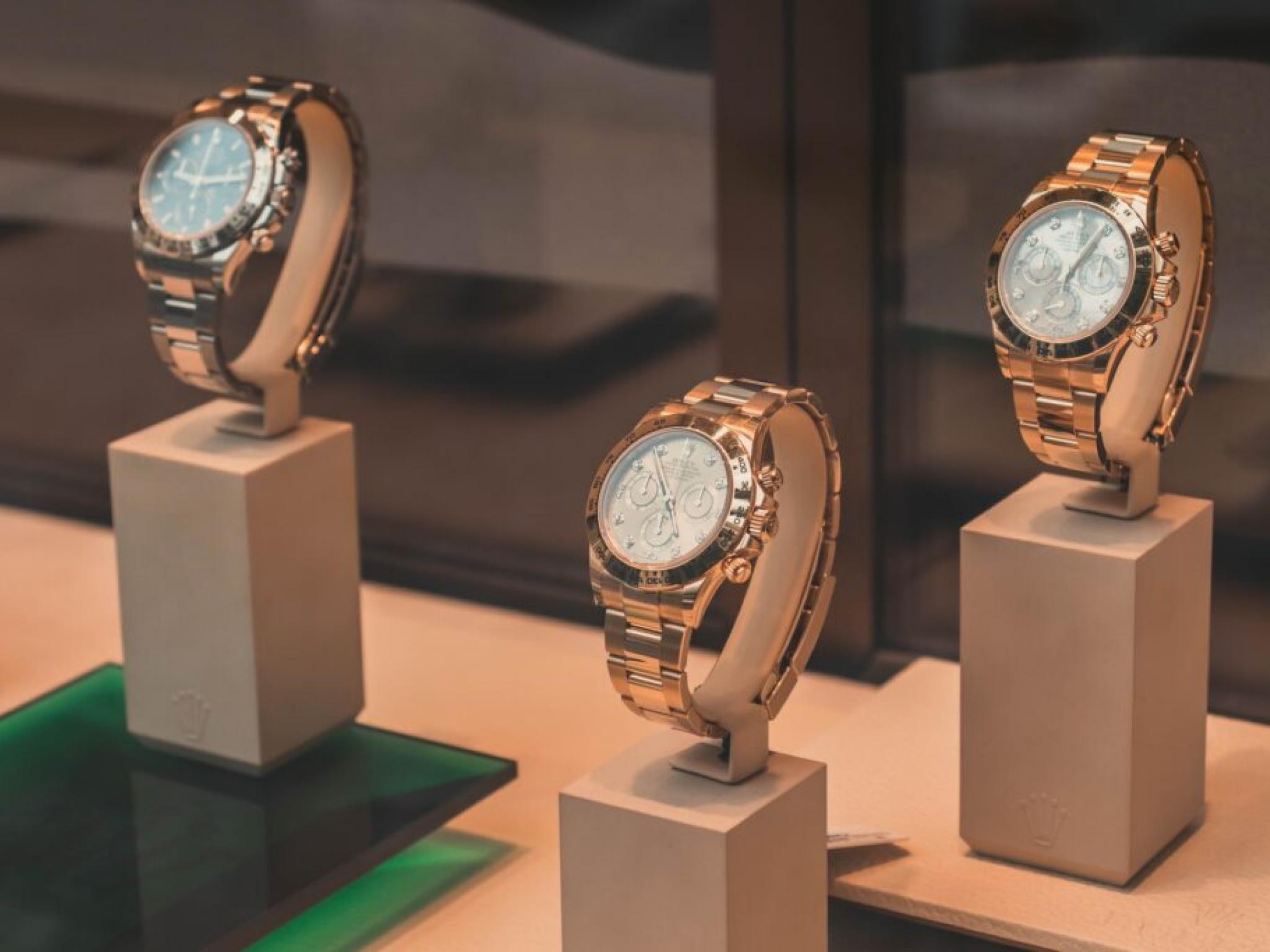  bernard-arnaults-son-sets-sights-on-30b-watch-market-with-high-end-reinvented-pieces-after-lvmh-restructuring 