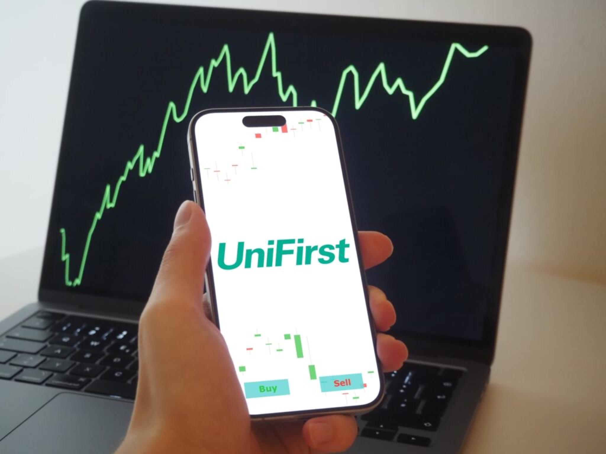 유니퍼스트, 어큐이티브랜즈 등 수요일 주목할 5개 종목